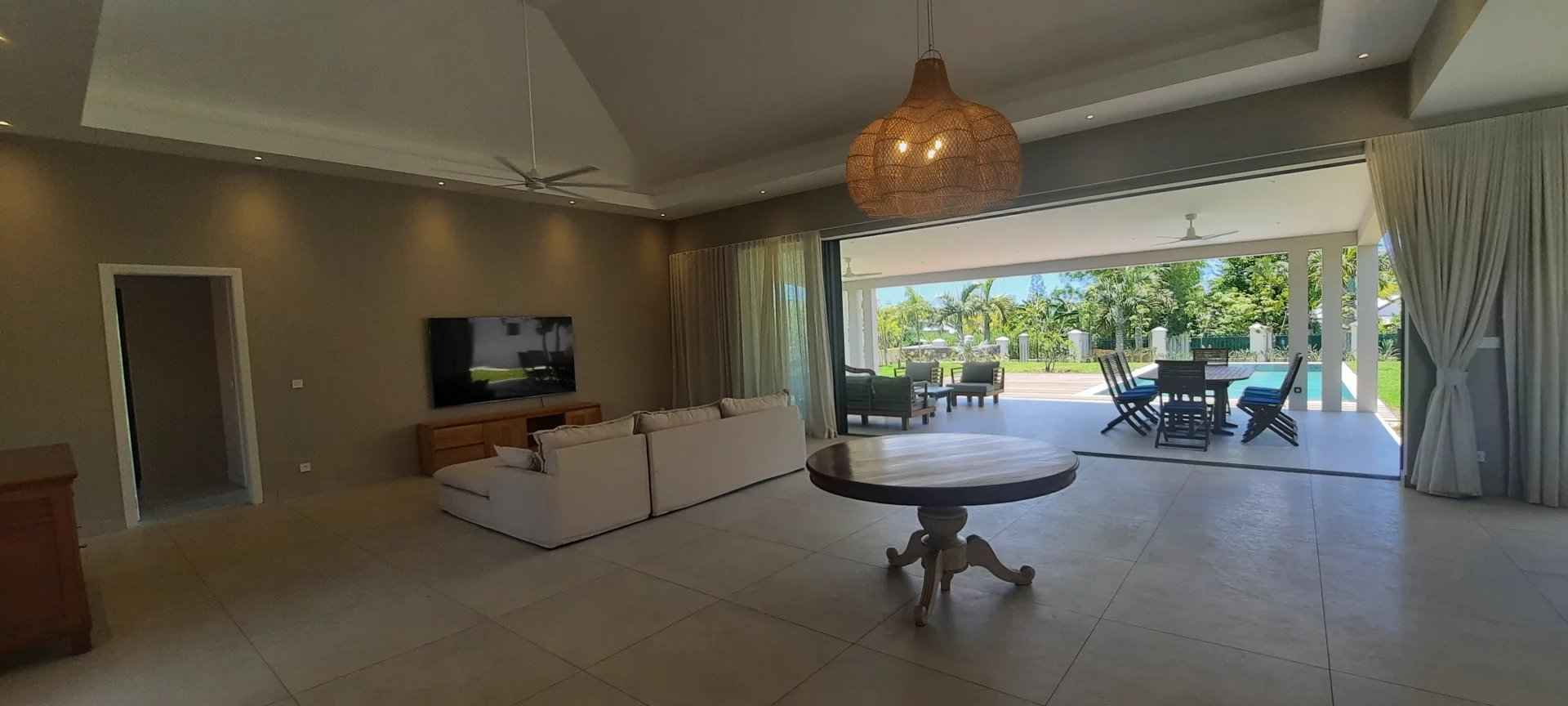 2bd3d07783c2cedbb6dab1e820c3603b a3db5d876f 1920 original - Attribut alt par défaut.