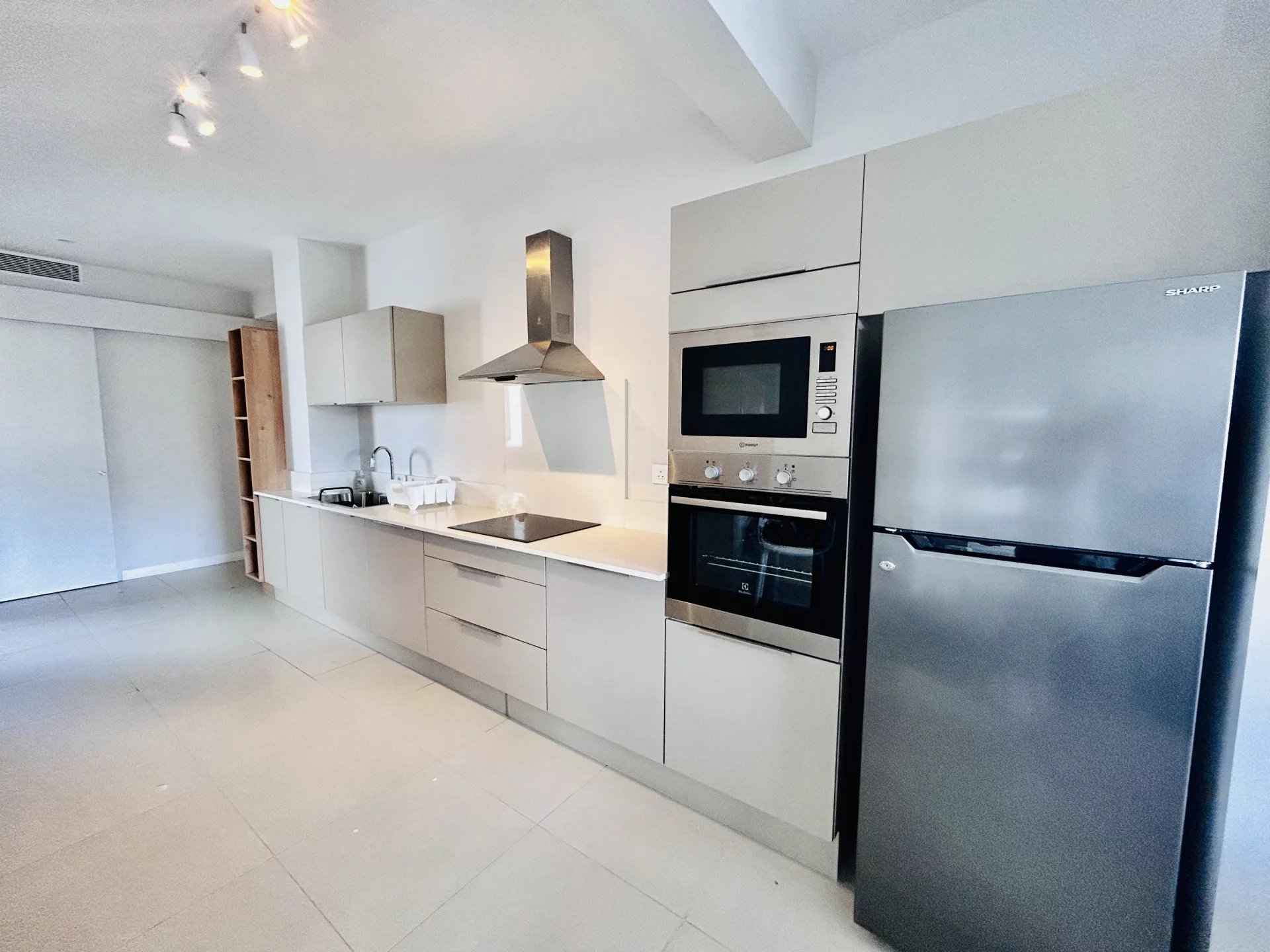 73dce38d92b8a9044023b7e449b1b2ab b6cc9c36ee 1920 original - Translation missing: en.helpers.application.image_tag.default_alt