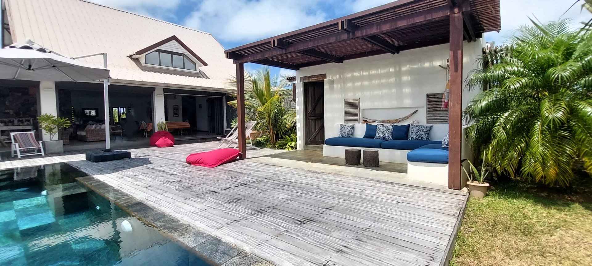 021e02b6e9dbd0aa1fb9b58c3e1bab1a a0d252687d 1920 original - Attribut alt par défaut.