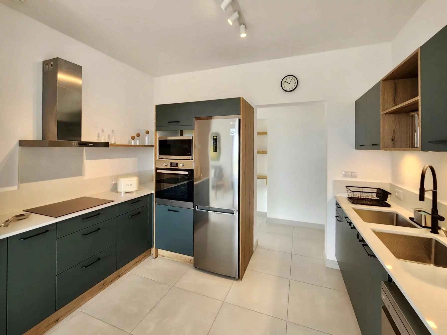 2f5b07266ff104b403151019c7f66518 25c5433956 1792 original - Attribut alt par défaut.