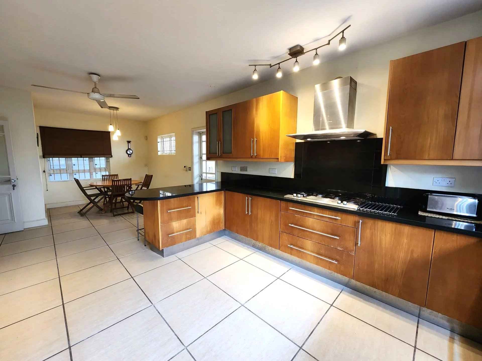 76e6ea5e06461404a0cfcd197420dca5 40baa8d8e9 1920 original - Translation missing: en.helpers.application.image_tag.default_alt