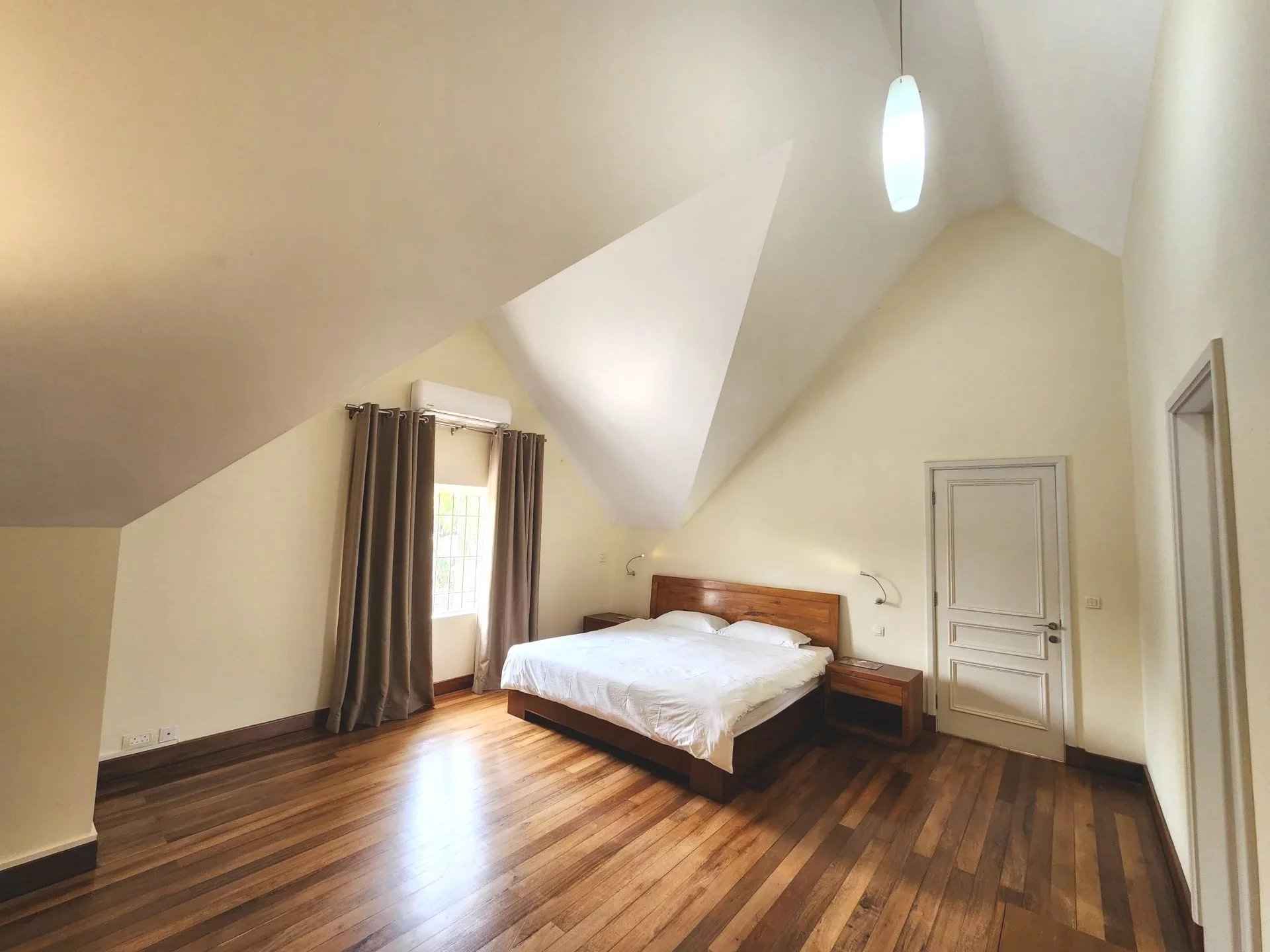 8bb61e05717b93a6f134a6f892723697 b17ffb75bb 1920 original - Translation missing: en.helpers.application.image_tag.default_alt