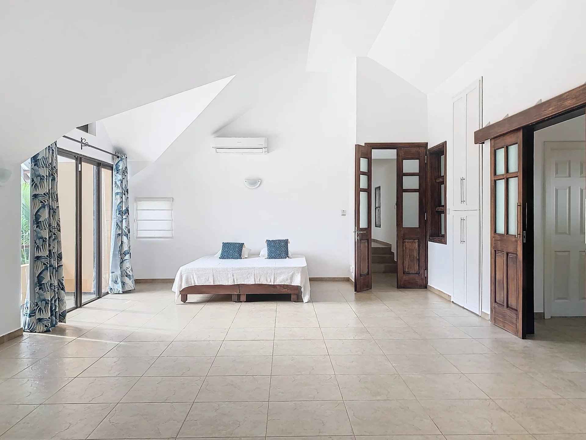 Bc9ff4e2eac3e1a3dd711e7e39833030 2484df09ab 1920 original - Translation missing: en.helpers.application.image_tag.default_alt