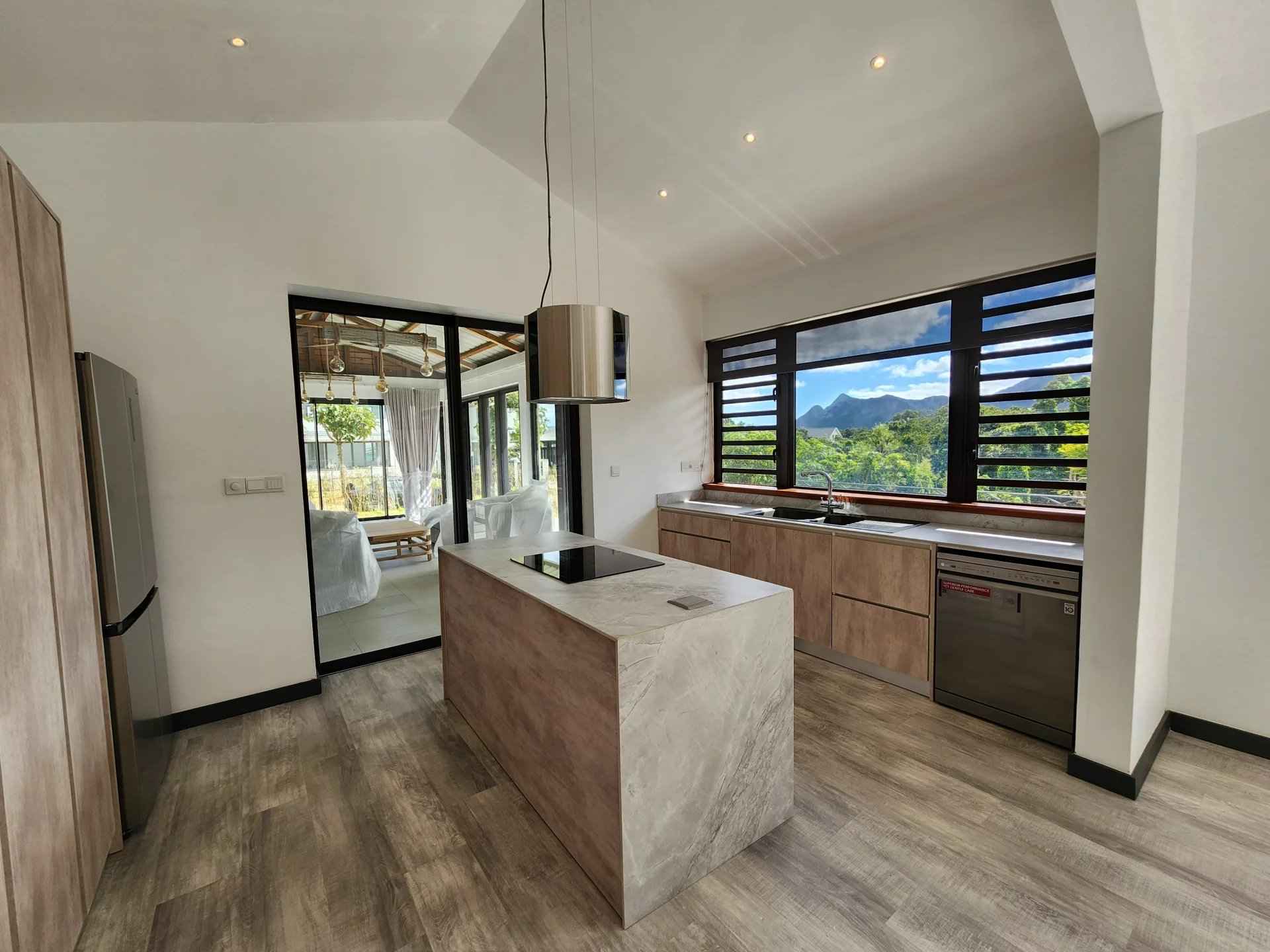 D3ba9f51804c07fd874ba7b40bc9e96e e545ca27c9 1920 original - Translation missing: en.helpers.application.image_tag.default_alt