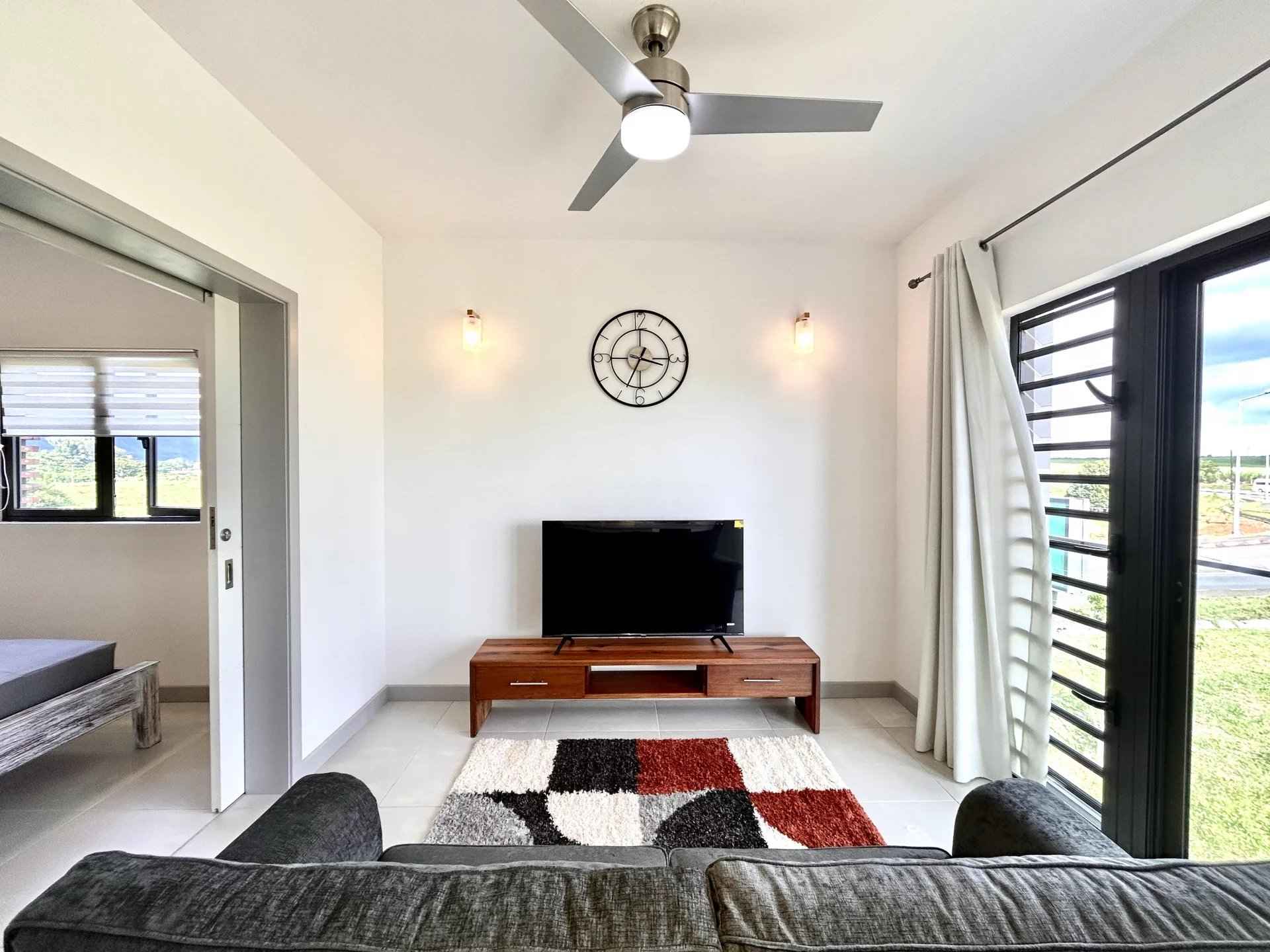 235a39f60c0a3258e9f7f2246c25c9a1 e0677a6a49 1920 original - Attribut alt par défaut.