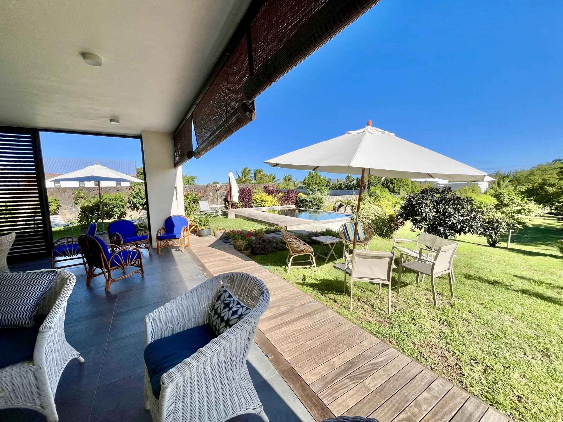 Ef28a8beca2719f9804052d4b5c14058 e16e27160d 1920 original - Attribut alt par défaut.