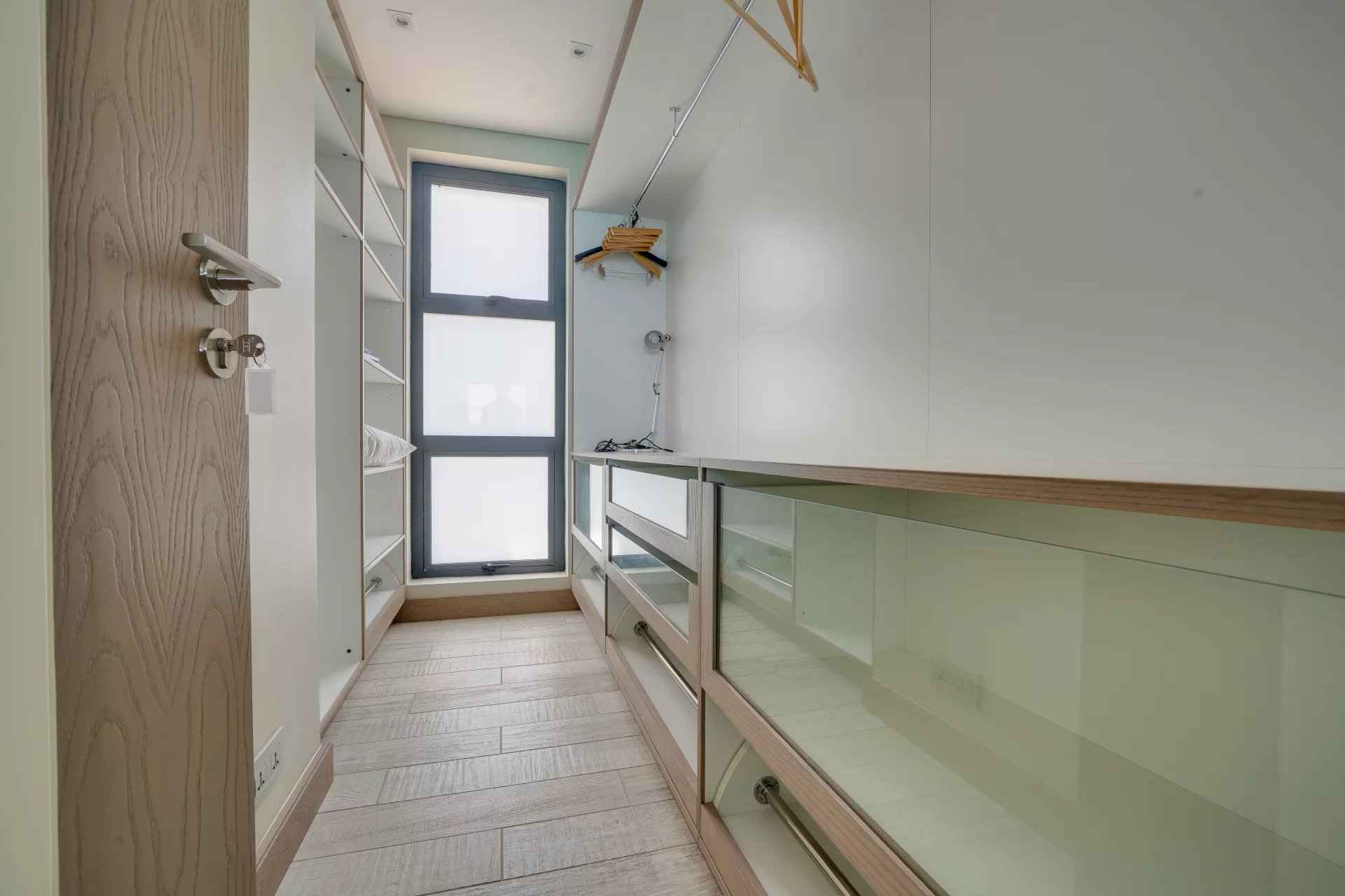 2c7867983359ec88ddd61d3fc308f1e1 27059307b1 1920 original - Attribut alt par défaut.