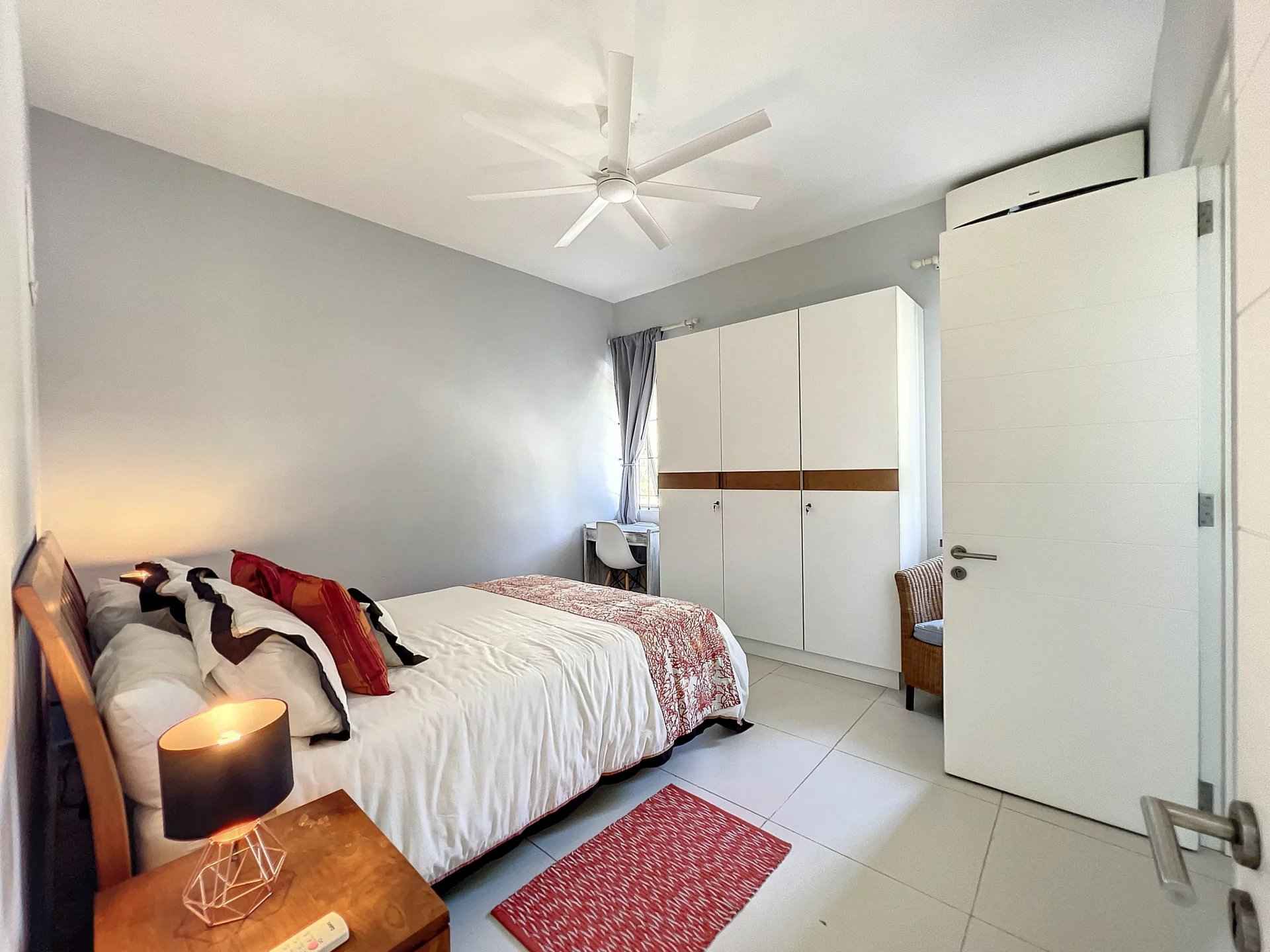 9cf9aa3fadeb214e7f345026196f686d e7e23f5f6f 1920 original - Translation missing: en.helpers.application.image_tag.default_alt