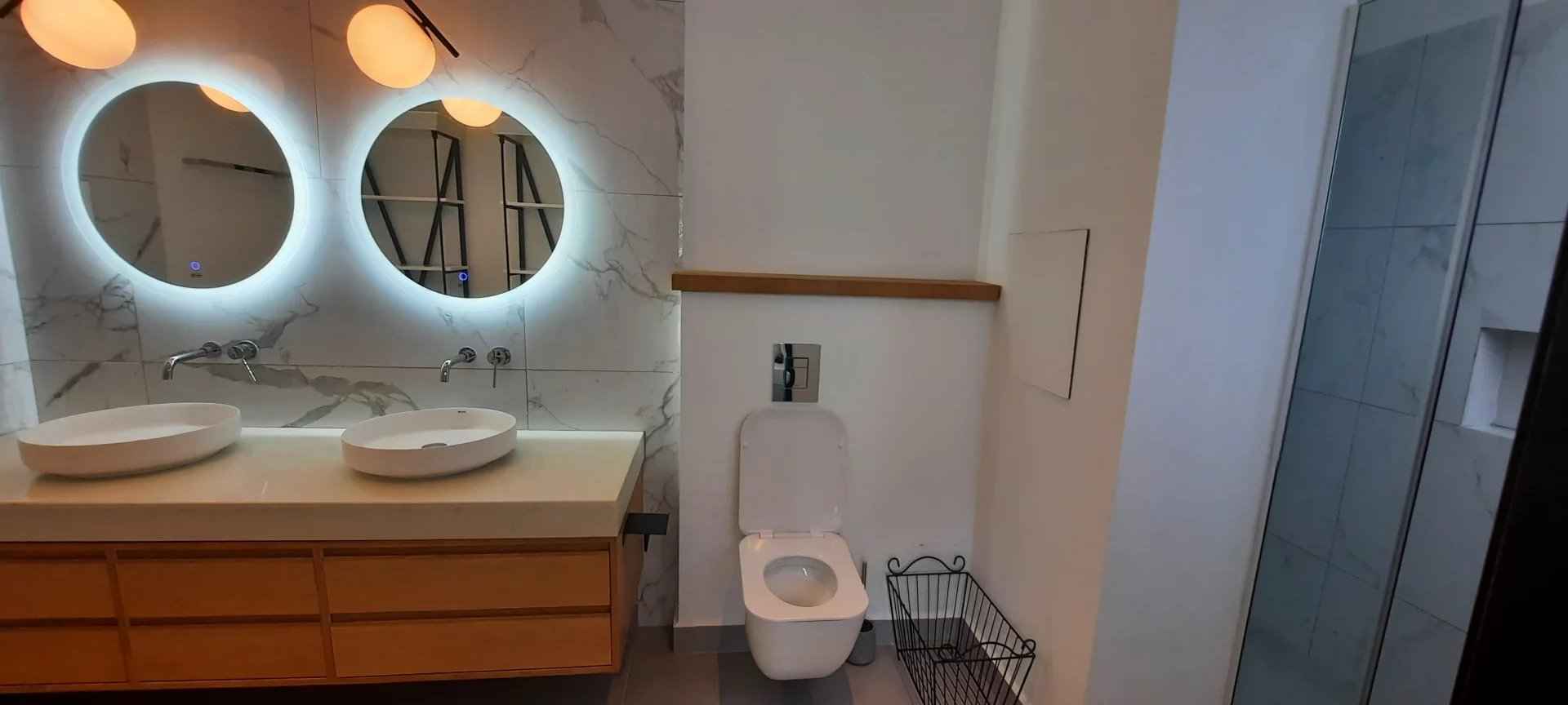 2e24db83c65358aa3de7649c80aaabb7 09f6fa49b2 1920 original - Attribut alt par défaut.