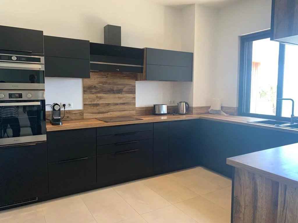 9ab700a5aa6cf55deeccaf32c9d9f0d9 1b52c45800 1024 original - Translation missing: en.helpers.application.image_tag.default_alt