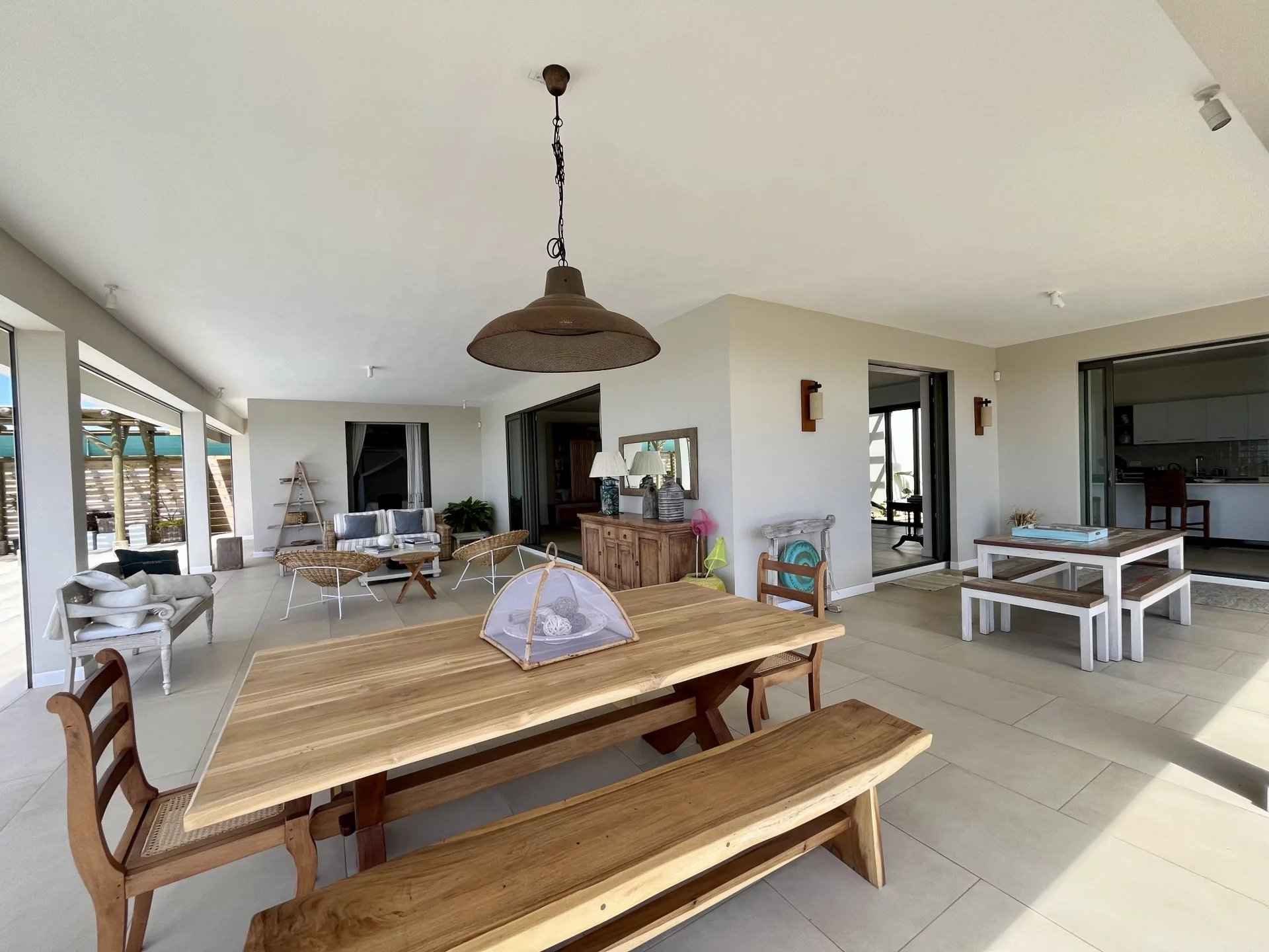 91966de6ab53fd601c69f25b25e759b4 c215e980e7 1920 original - Attribut alt par défaut.