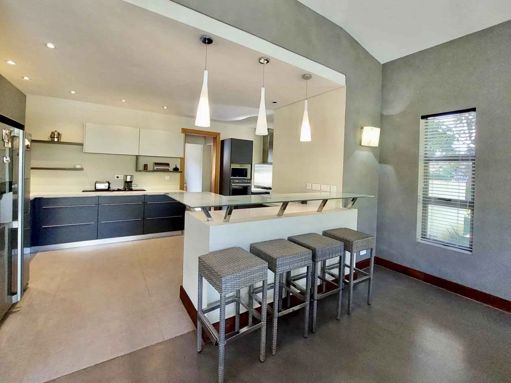 Bd0f55620db465a7201bb498b348035e a143616d92 1768 original - Attribut alt par défaut.