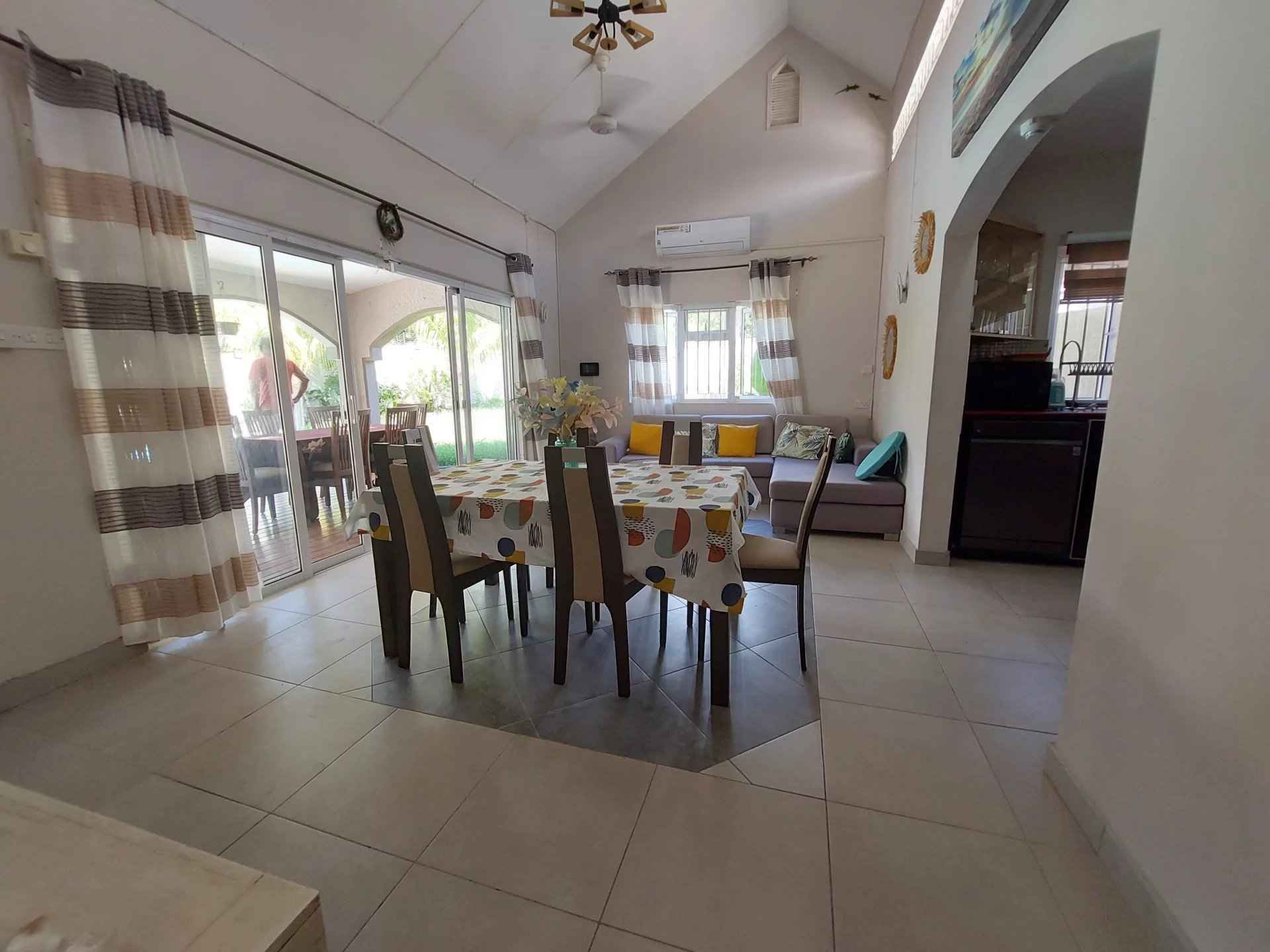 9355dcf7392465ce3ebebe56b63736f3 929f6278e8 1920 original - Attribut alt par défaut.