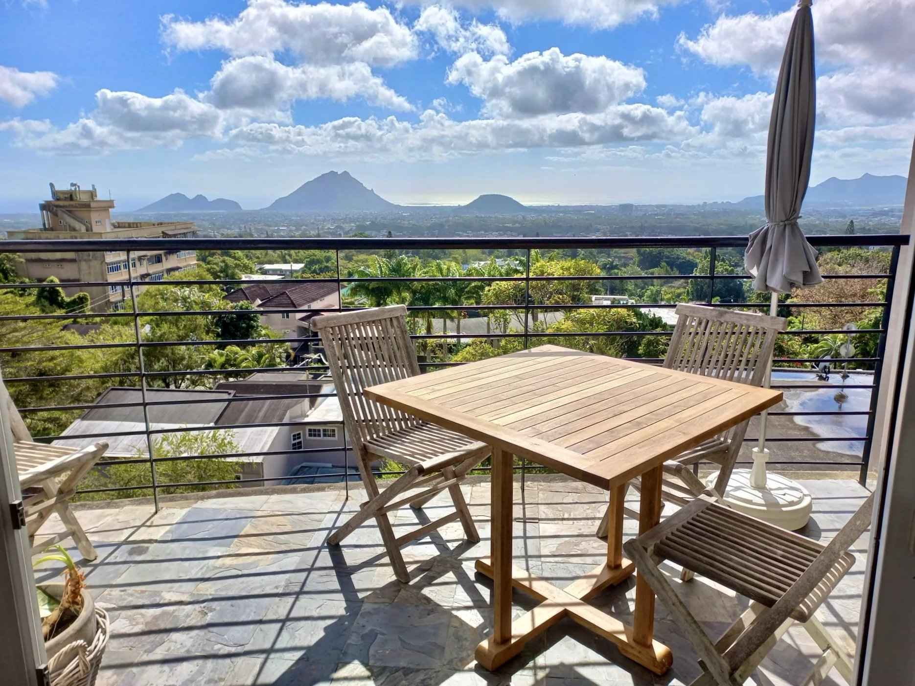 964cdf92adb81bcf001206d2d3c57e17 f2a28ad303 1870 original - Attribut alt par défaut.