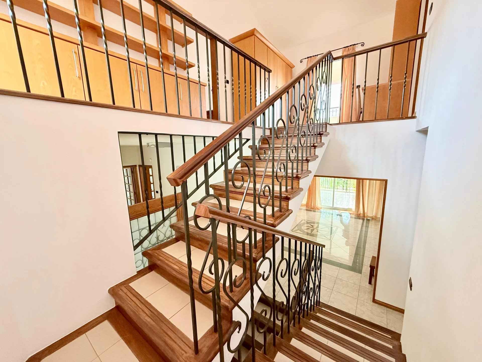 7ecb8f12ae1f28ae917f8e3268362688 2bc2c8582c 1920 original - Attribut alt par défaut.