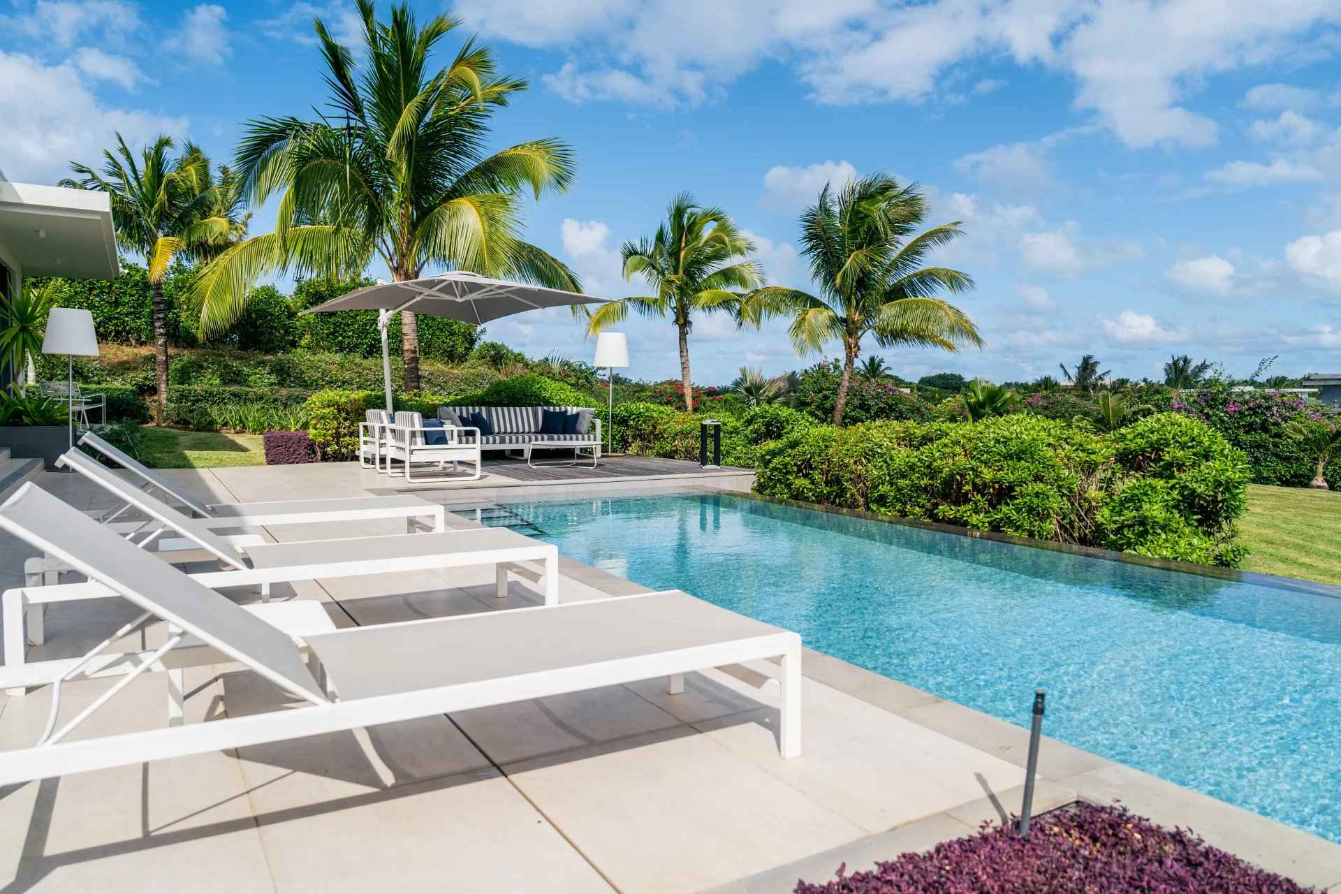 F72257dbbaee150f94293b8a4cfa4e27 045307c836 1920 original - Attribut alt par défaut.