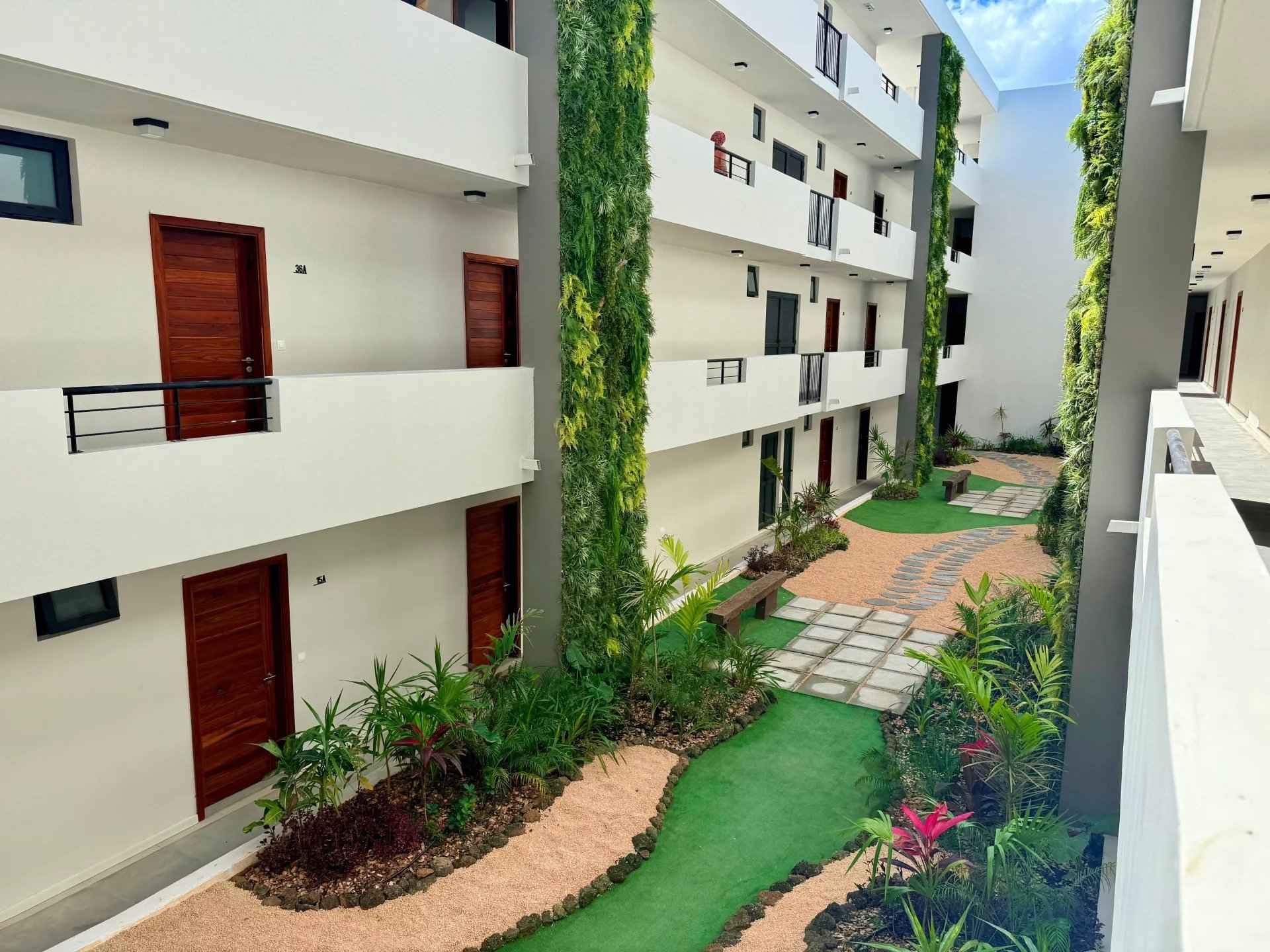 65ec9aa3493c4f3551fda1c972f519c1 33200b9de0 1920 original - Translation missing: en.helpers.application.image_tag.default_alt