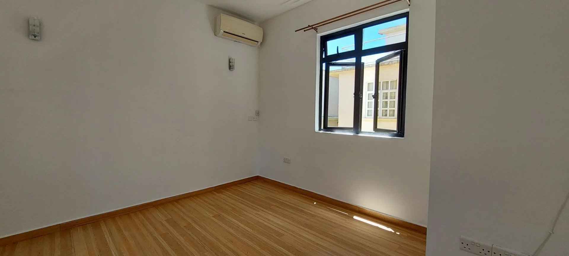 A4d71049f0e7ad7fe7f5106035758e9f db538f8280 1920 original - Translation missing: en.helpers.application.image_tag.default_alt