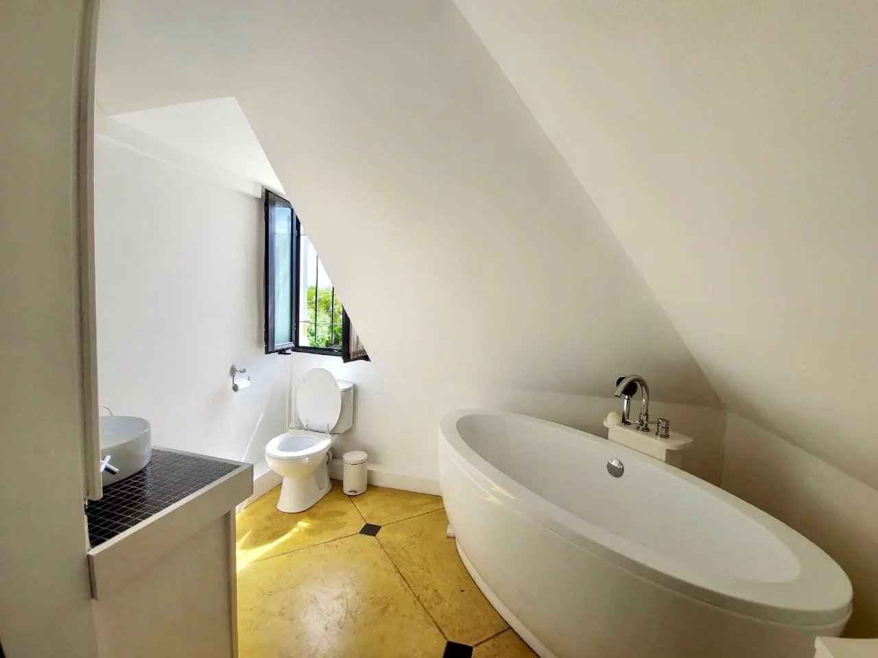 B6270b68040234b65e293e3d921cb1d4 5ee258817e 1280 original - Translation missing: en.helpers.application.image_tag.default_alt