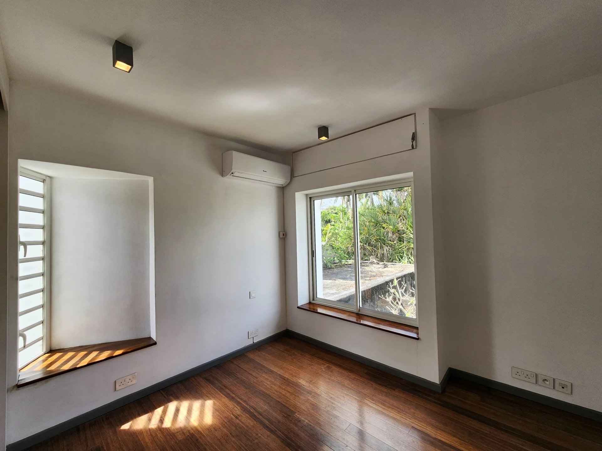 Dde7b8330d2870a9246a67072653221d 59326db862 1920 original - Attribut alt par défaut.