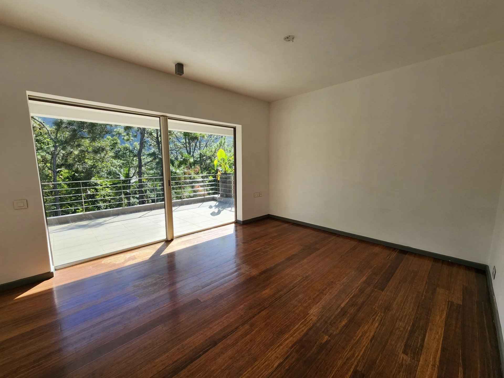 685ba10c0efe1e1ddeffbddcaf718543 1947cbff0e 1920 original - Attribut alt par défaut.