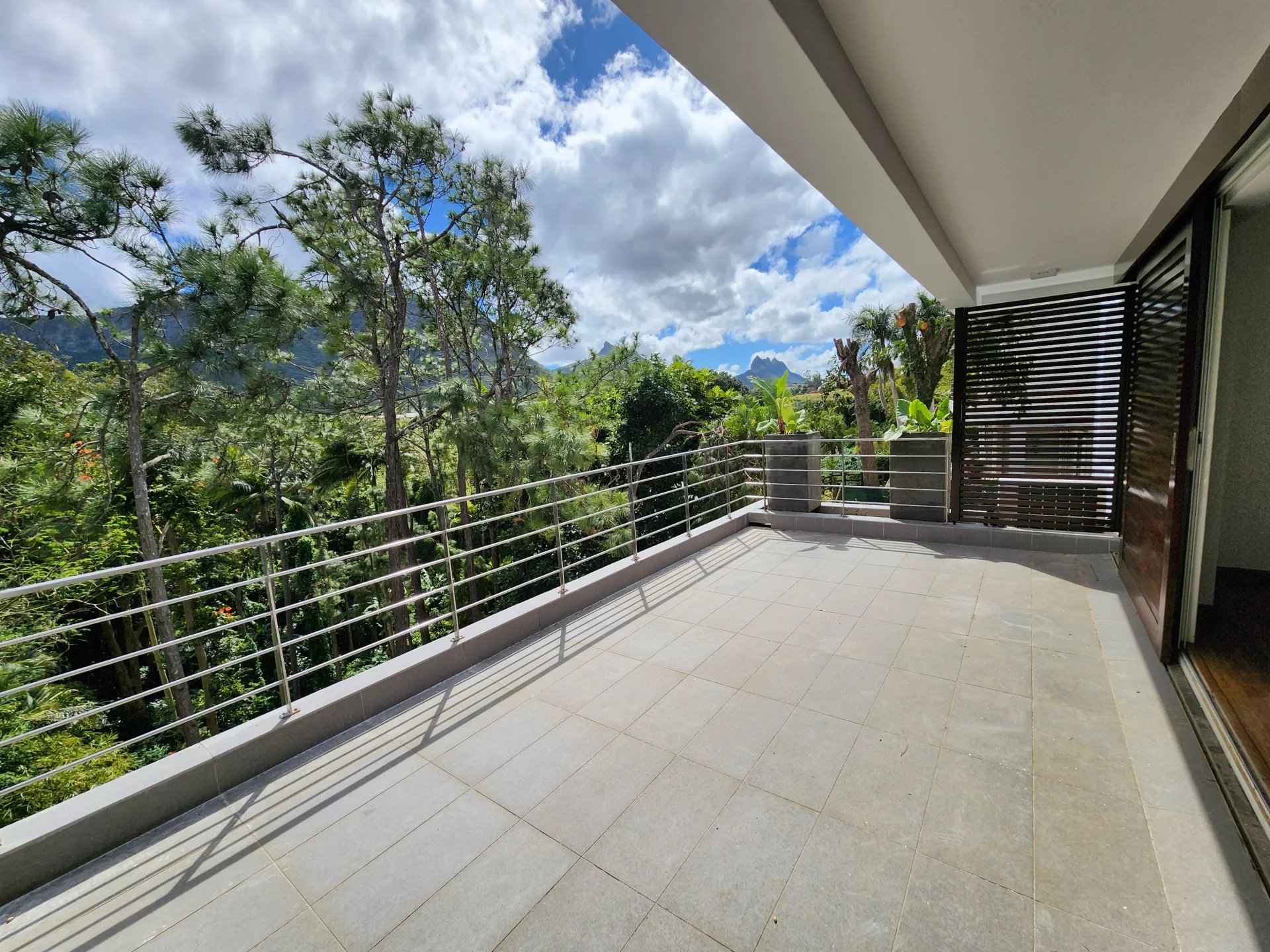 A8fcc5de02bc30cc80d0549a83c0d93a 55cbe3c7e9 1920 original - Attribut alt par défaut.