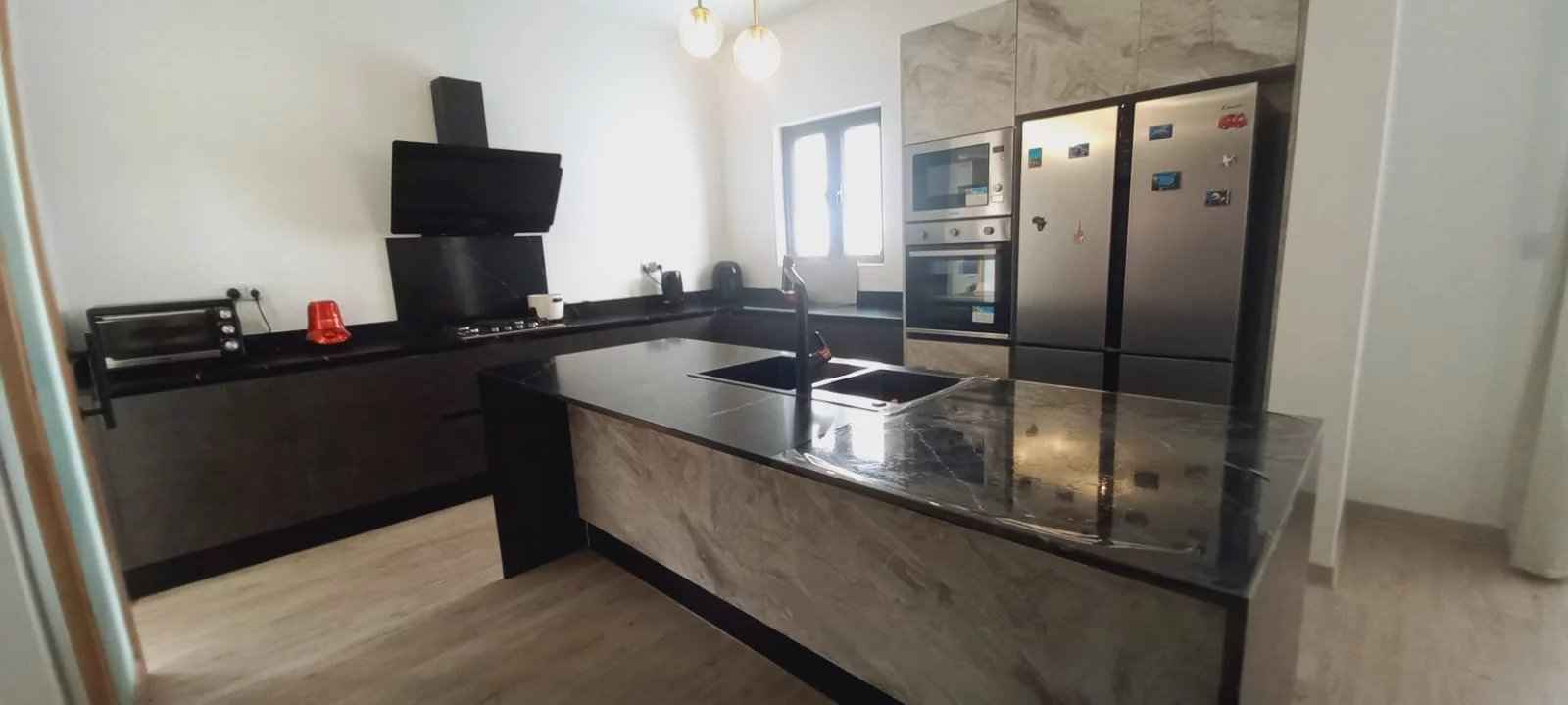 2fb1cc96cb9a4e0b5f6bd144867ba677 5a20aff7e4 1600 original - Attribut alt par défaut.