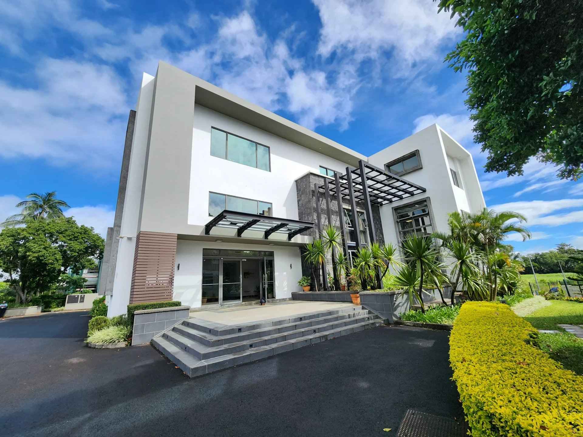 C52a2ffbdef6545ed5ee794cb84a93f0 802ae5d54a 1920 original - Attribut alt par défaut.