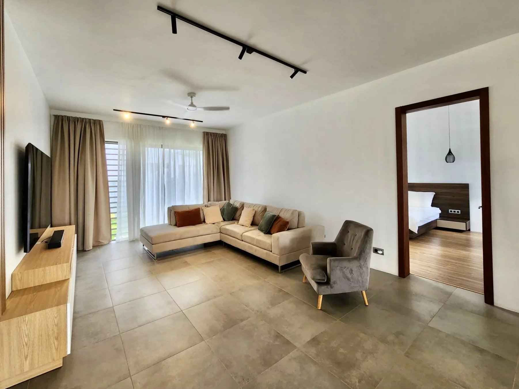 Cea346354f75b50a7e15b23e619ffacf 8cda3d7b1f 1802 original - Attribut alt par défaut.