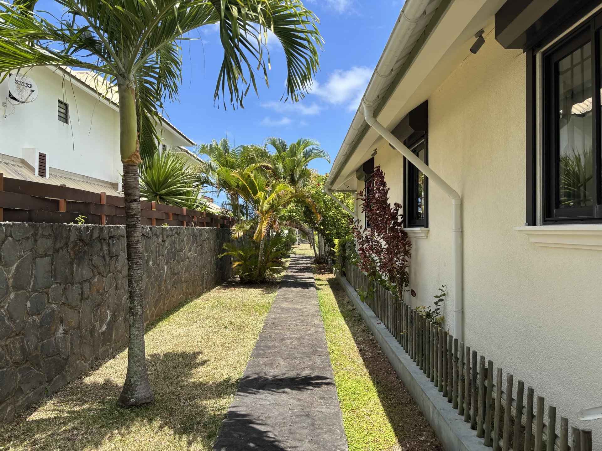 C24ff9c1da27a45a36b3a8d10ee49166 df41ec30c4 1920 original - Translation missing: en.helpers.application.image_tag.default_alt