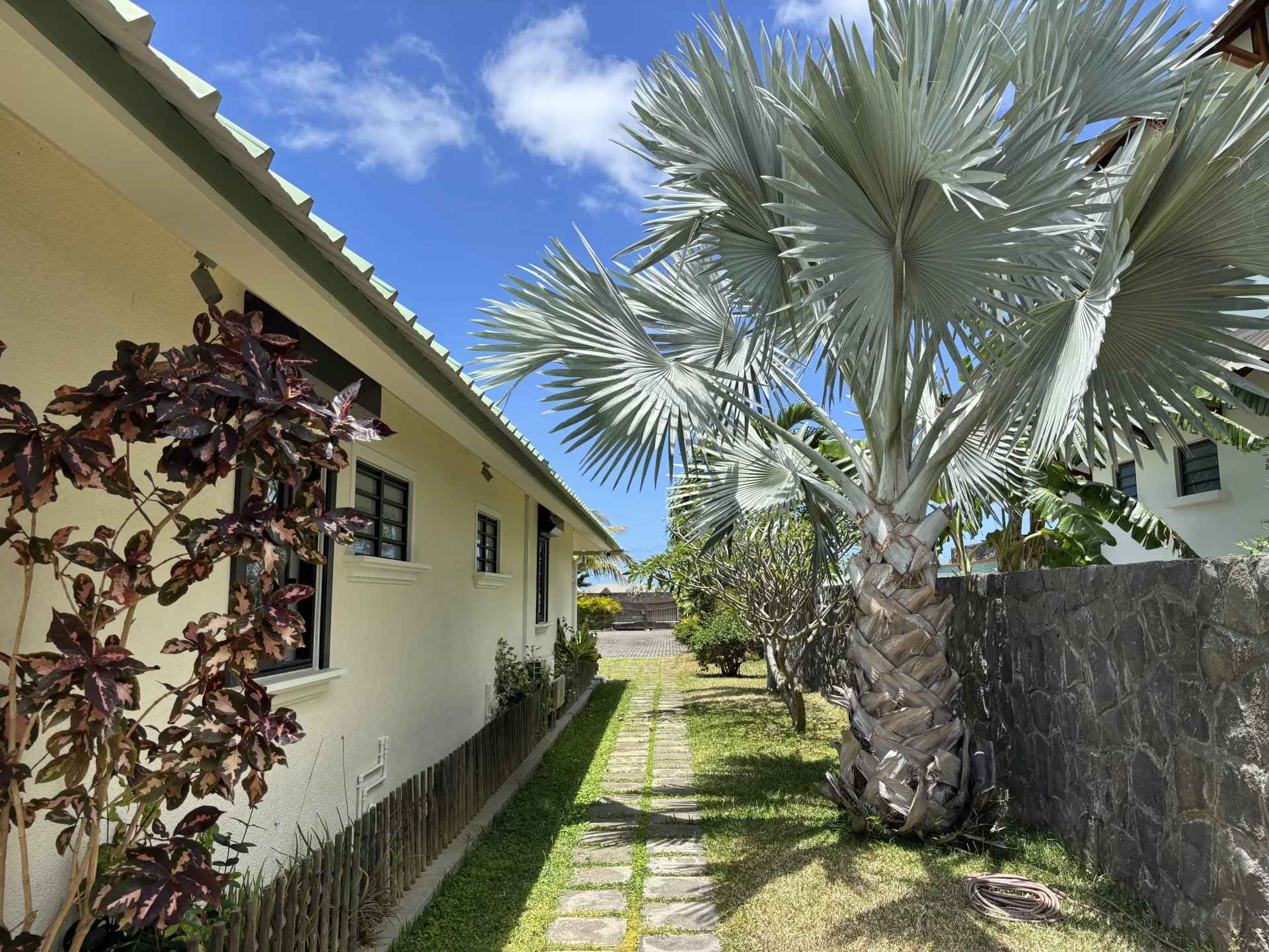 2ff76a543a1fc9761f30106e9ab79ba8 b7cea22876 1920 original - Translation missing: en.helpers.application.image_tag.default_alt