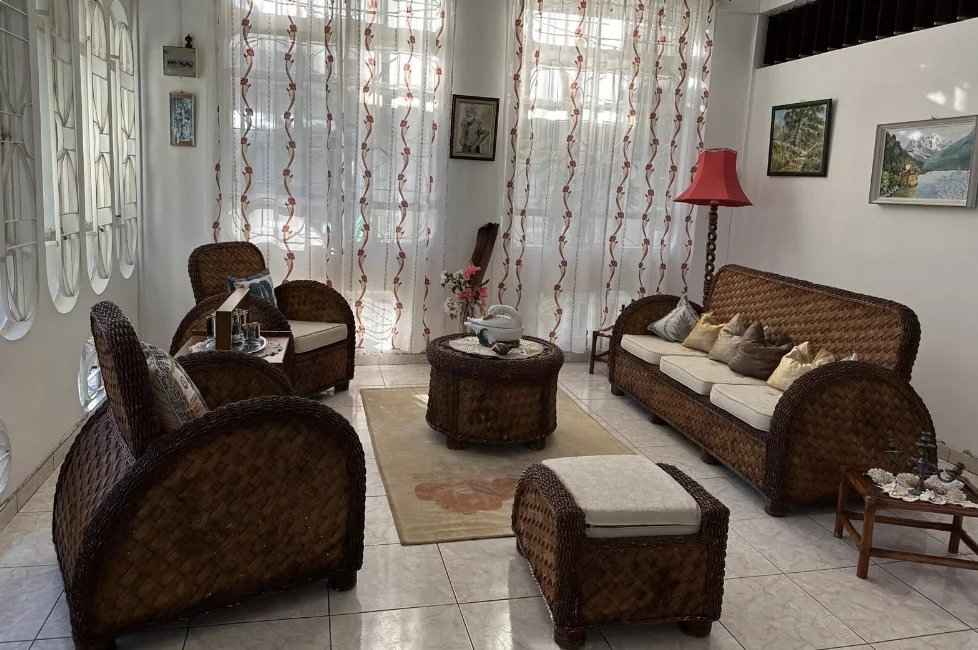 1e9db769b7e758f8ff1b7185b7ea67a3 48c0cb8eca 978 original - Attribut alt par défaut.