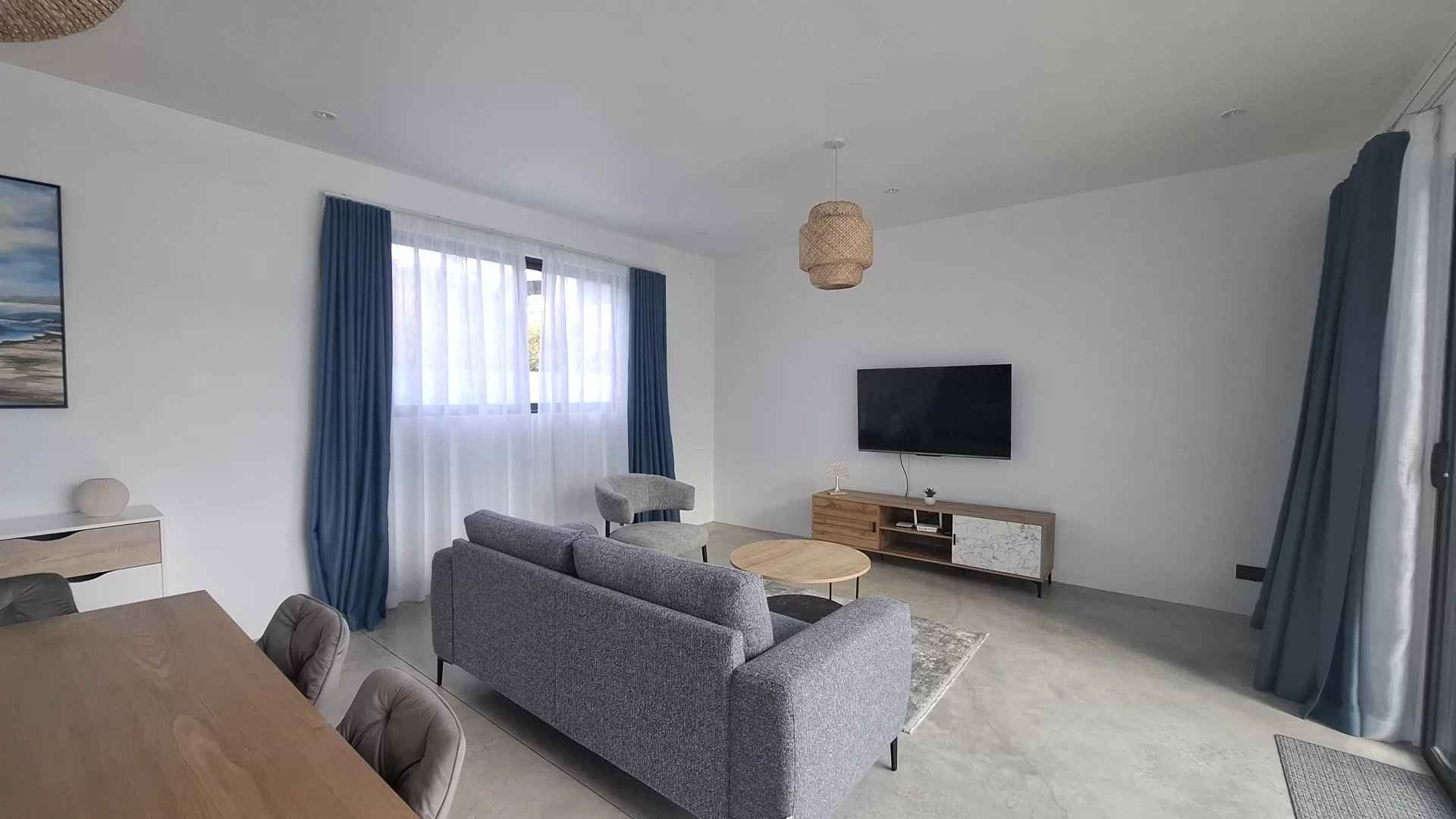 Ebe2a4b61df21cbadf2620c396c01fd7 ef0964737c 1920 original - Attribut alt par défaut.