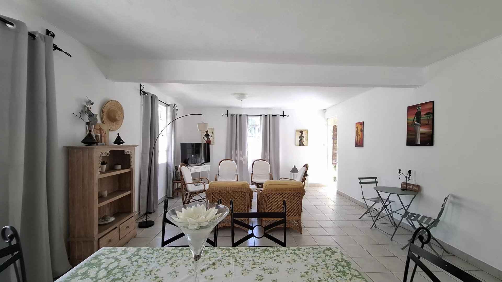 1229ba71b035a31d591bcf2535760dbb 29d7194650 1920 original - Attribut alt par défaut.