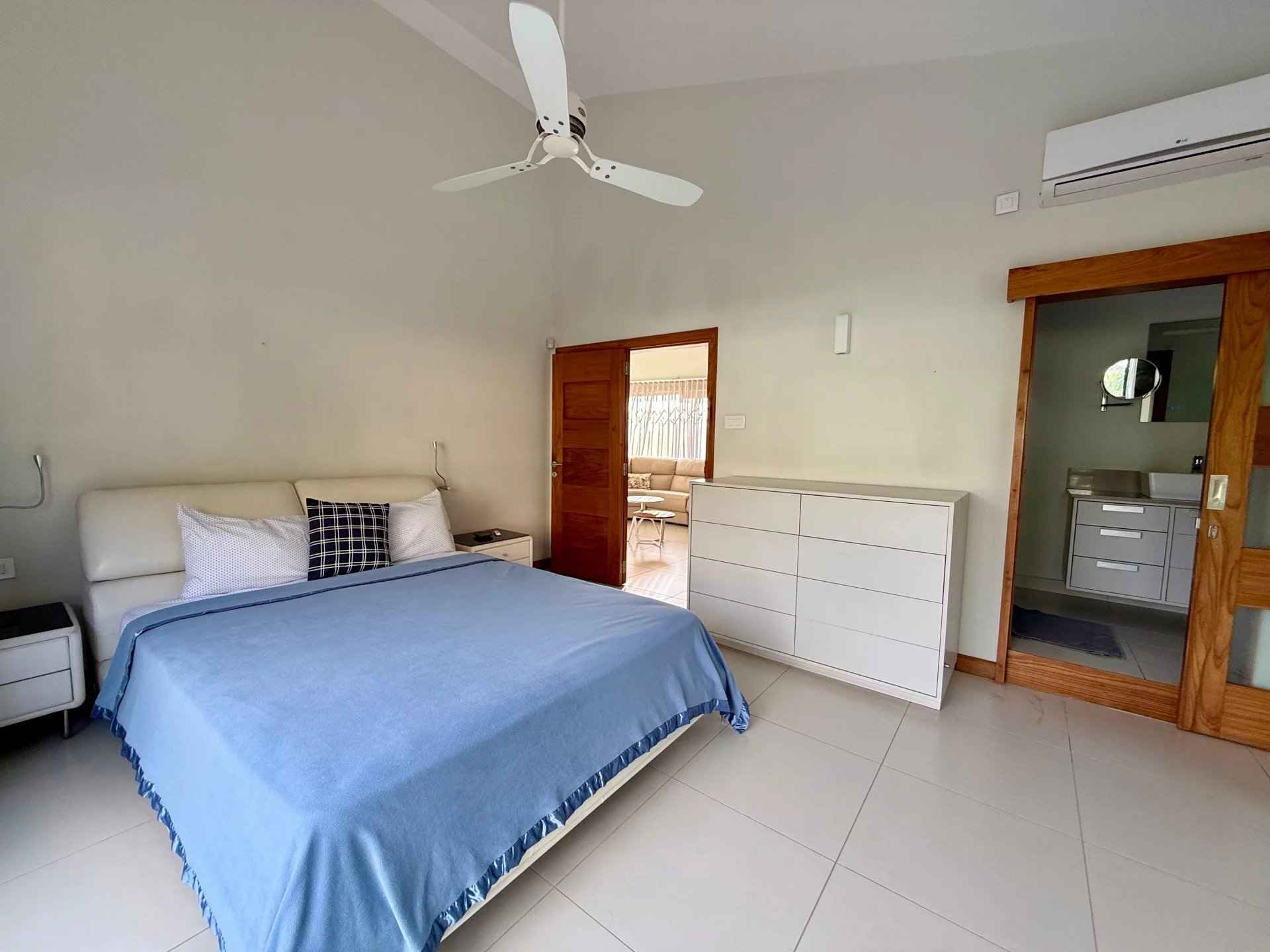 737844ce9fb6a112da9fded2ef7c688e c1f1f6ab8d 1920 original - Attribut alt par défaut.