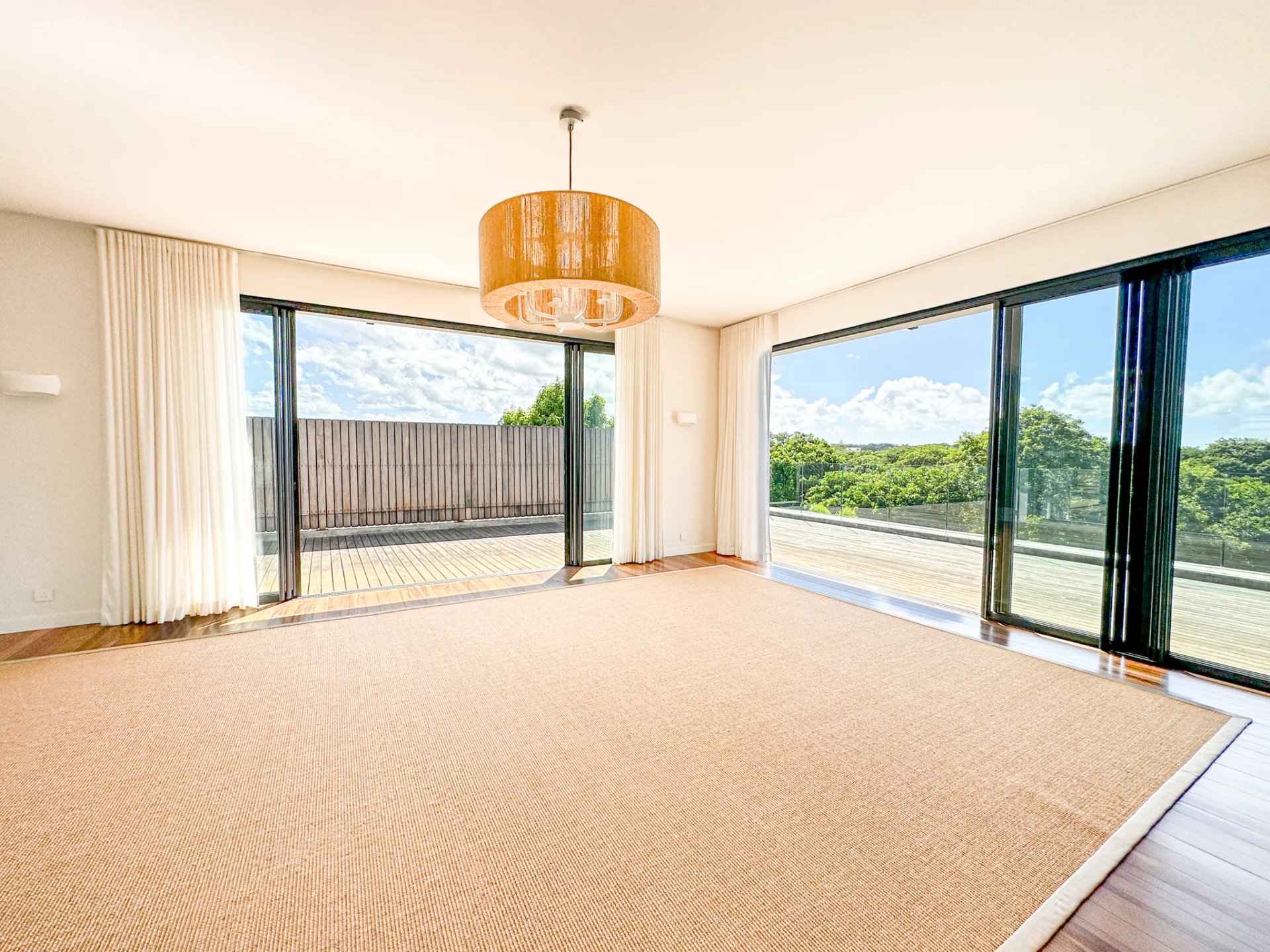 38078986fdd9eb4aaf02a30db756322f 4a5677d317 1920 original - Translation missing: en.helpers.application.image_tag.default_alt