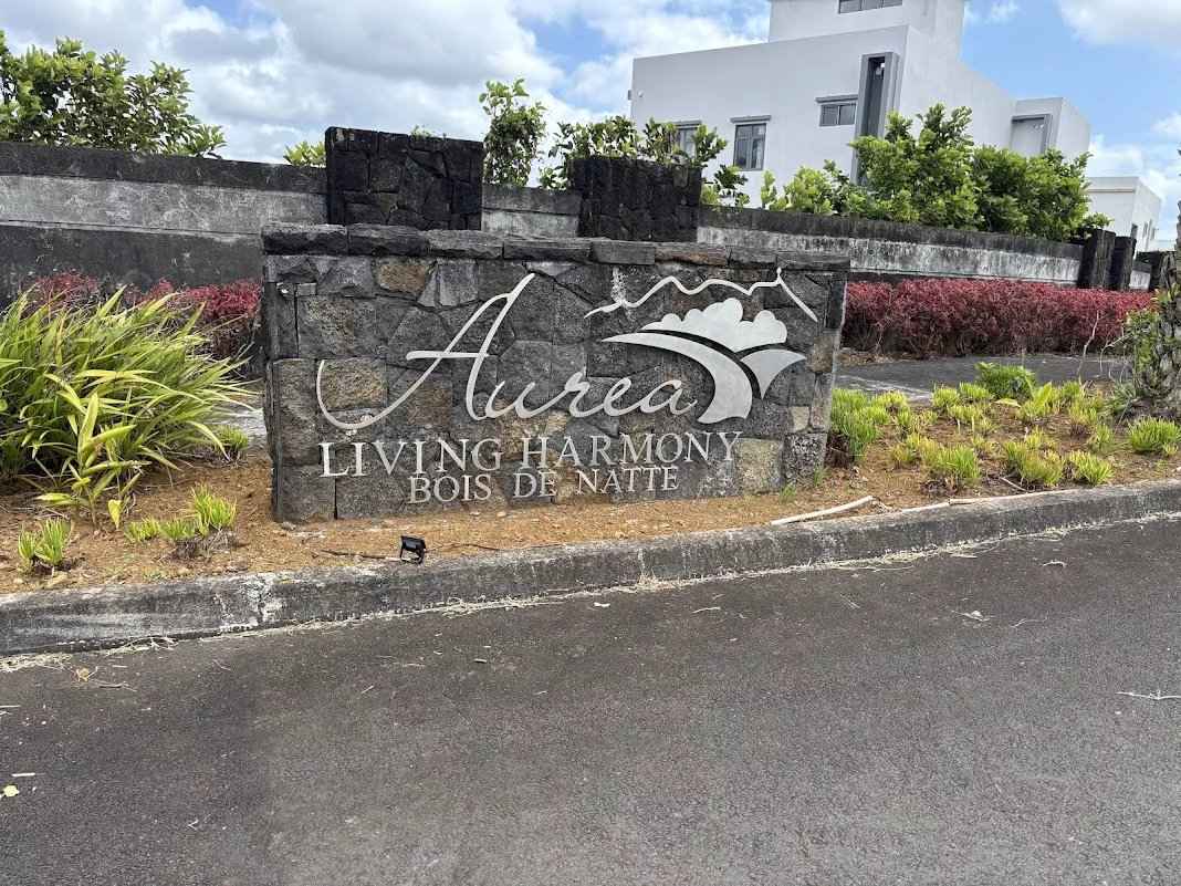 B6cebf49d89633d7eae53af5305ea3a1 99a671a21c 1068 original - Attribut alt par défaut.