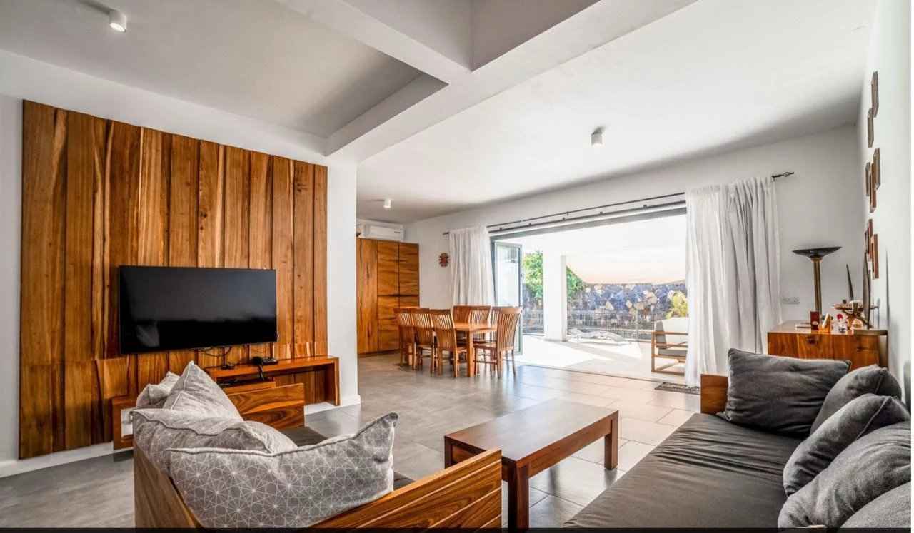 9739ee86bf8383698e4676d8dc81c302 8c667fc9ac 1280 original - Translation missing: en.helpers.application.image_tag.default_alt