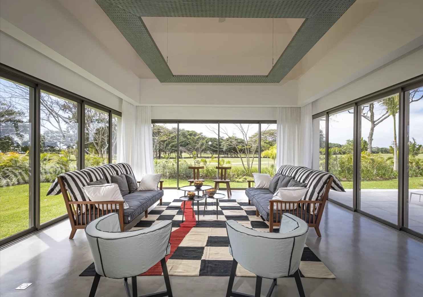 2a4ed668ae430406be76d23d996e77d4 9e89053ae9 1484 original - Attribut alt par défaut.