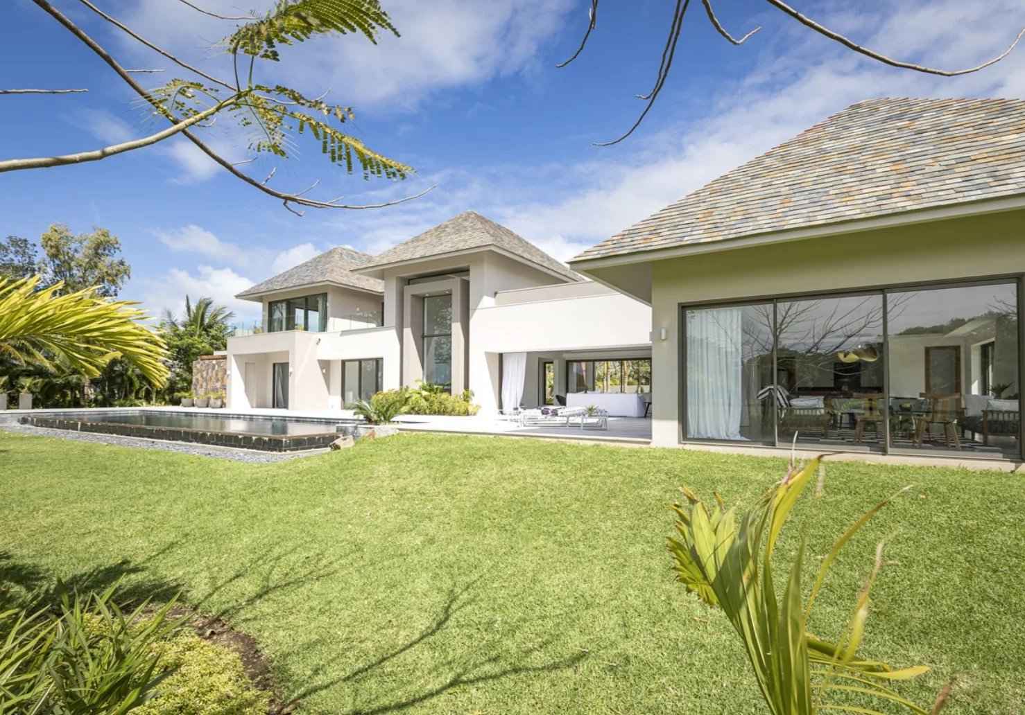 8d1a5590bc805810f4a750befcc8cd86 9008be4df4 1478 original - Attribut alt par défaut.