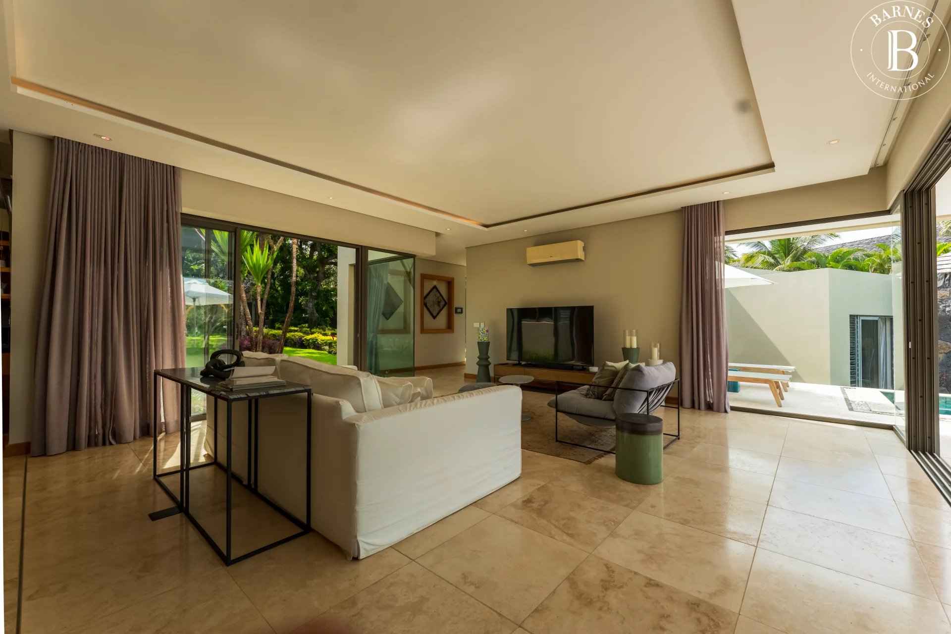 825ce728e56ae8efd33b1a0e3d81af06 41d50088b6 1920 original - Attribut alt par défaut.