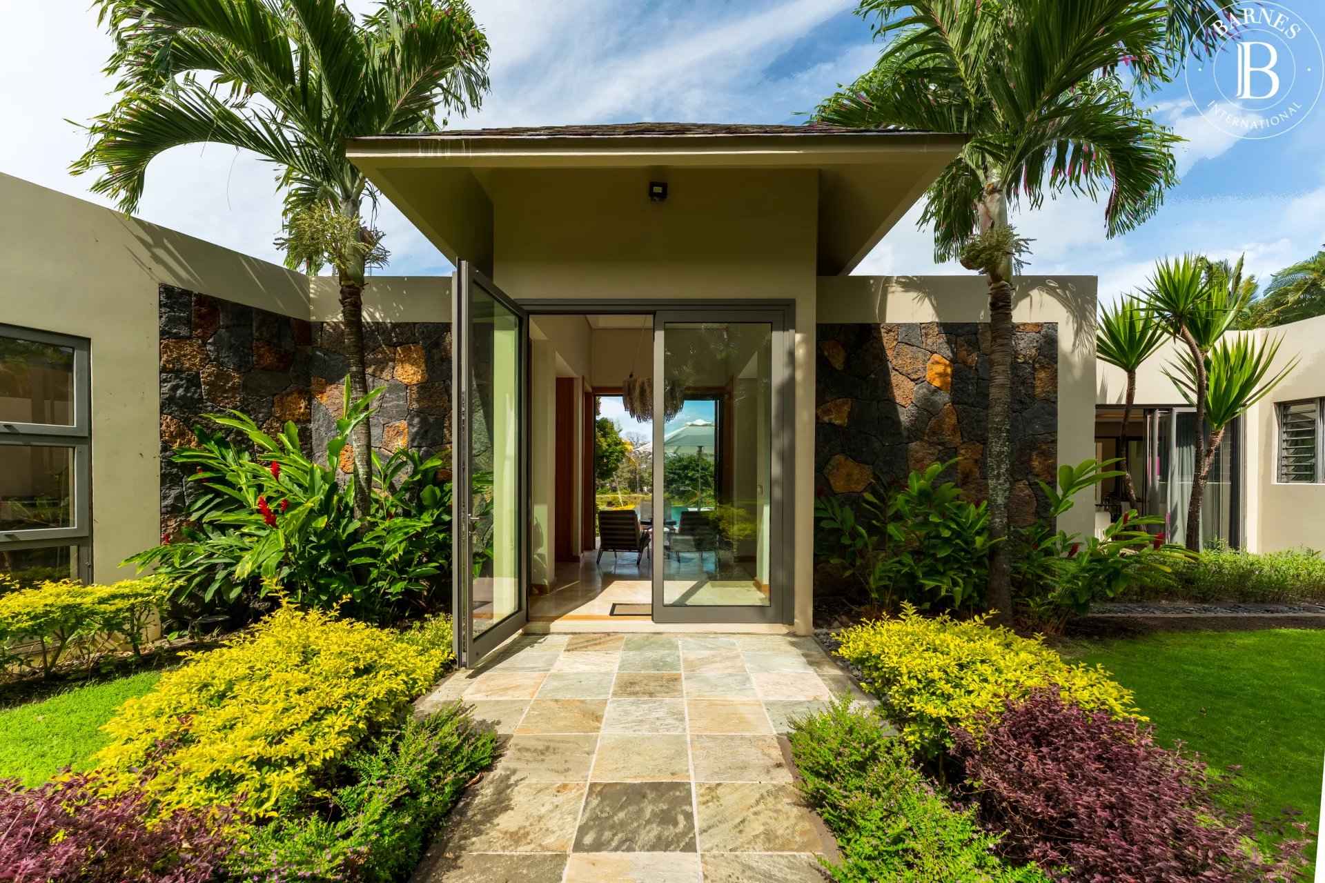 3929c7cdc4c3fb568efeae3402a96634 7a3a1f3a04 1920 original - Attribut alt par défaut.