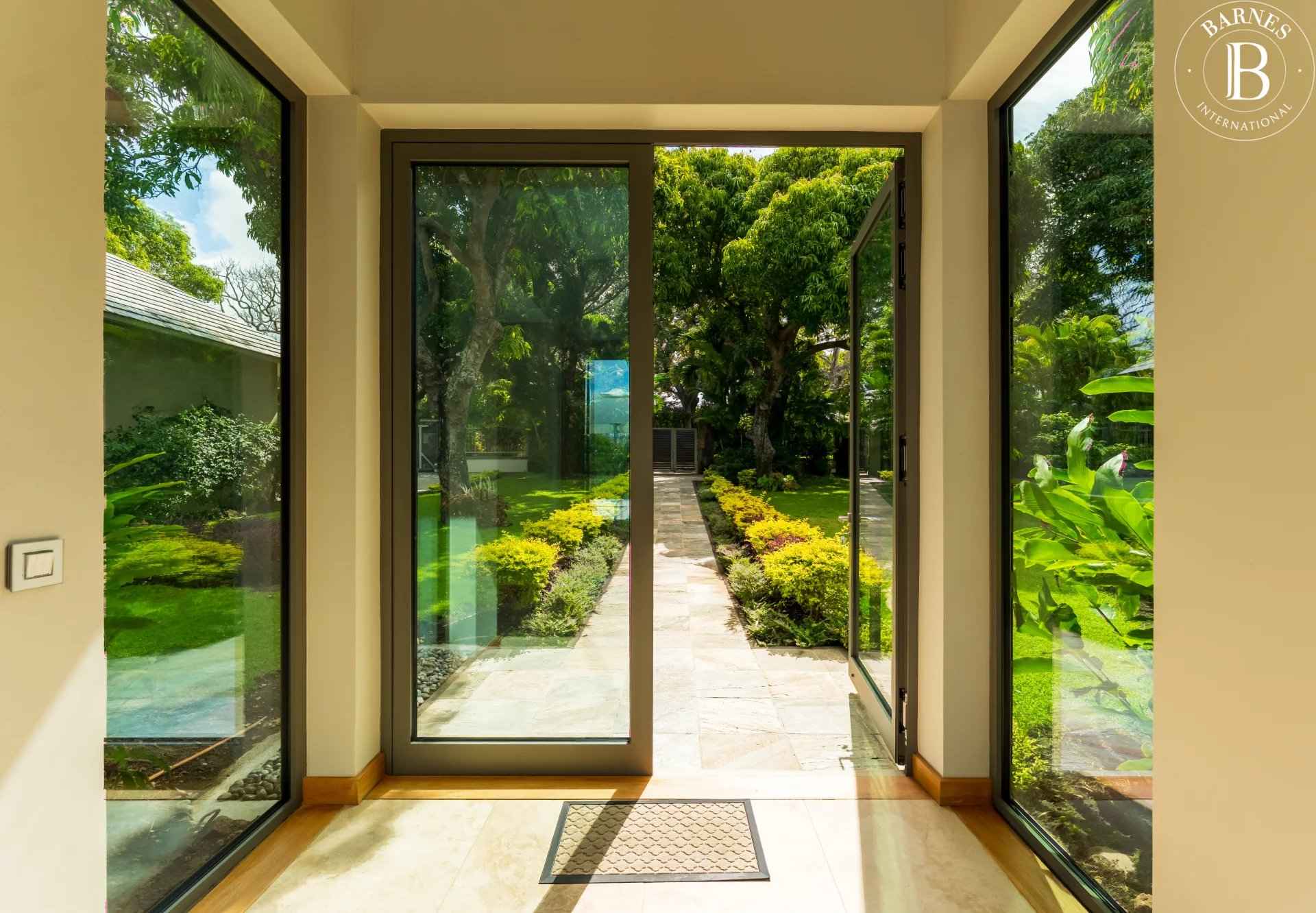 D724ea84bc0985d530e79b6ab1d36d2e 476f717d2f 1920 original - Attribut alt par défaut.