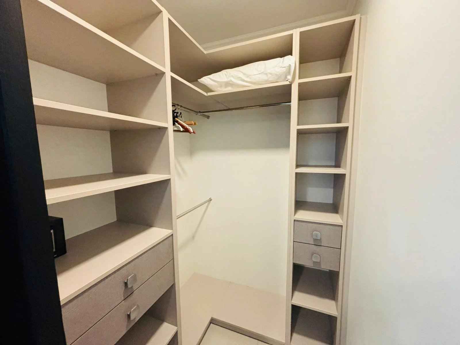 0e5a365f489f1fd0df9415080e5884ed 508a19e55d 1600 original - Attribut alt par défaut.