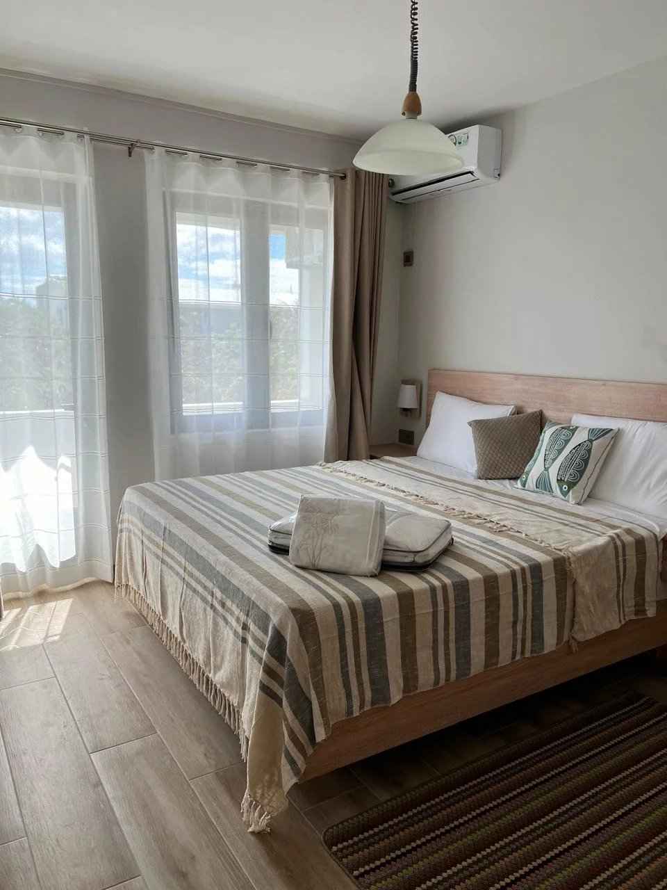 506271a3bfd42f58d778cb72721f5aa8 7040f456bd 1280 original - Attribut alt par défaut.