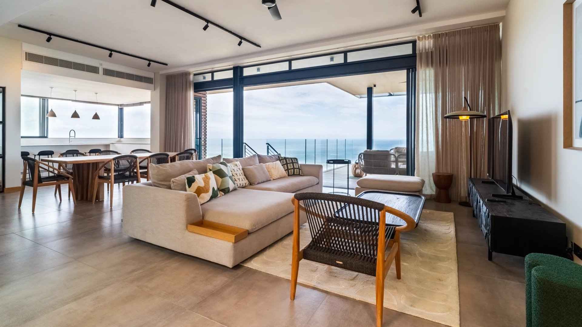 7b94e5736c521dbc0e51c34c77c08b11 c740f2e4dc 1920 original - Translation missing: en.helpers.application.image_tag.default_alt