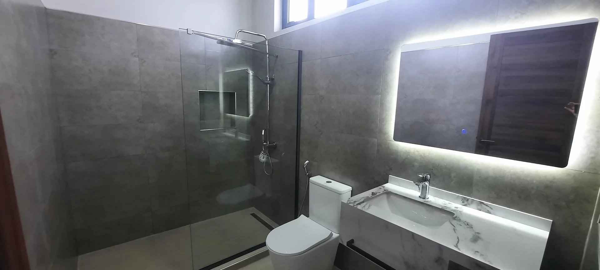 6833667f24cc484fc10f16894db31fb8 6dd8190654 1920 original - Attribut alt par défaut.