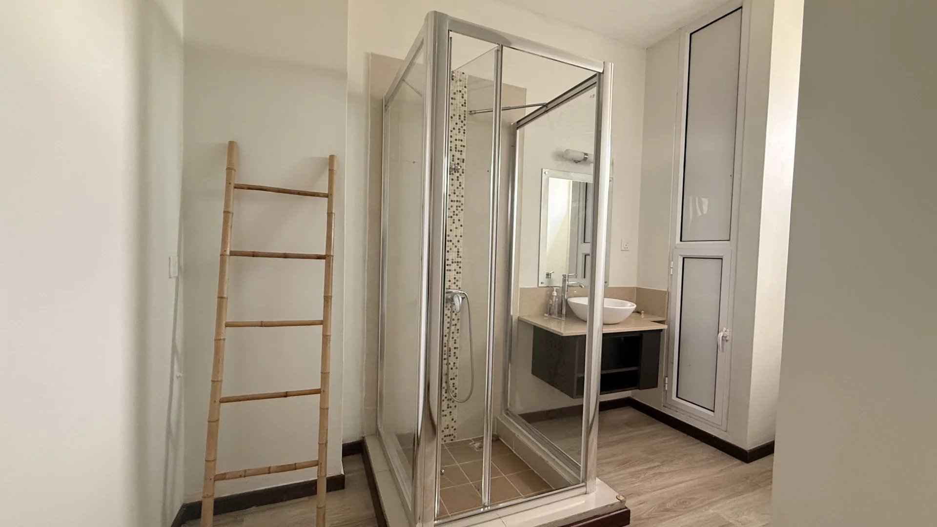 Bb4b0d9d27e5996636f95233ab7f7923 a767ce4e23 1920 original - Attribut alt par défaut.