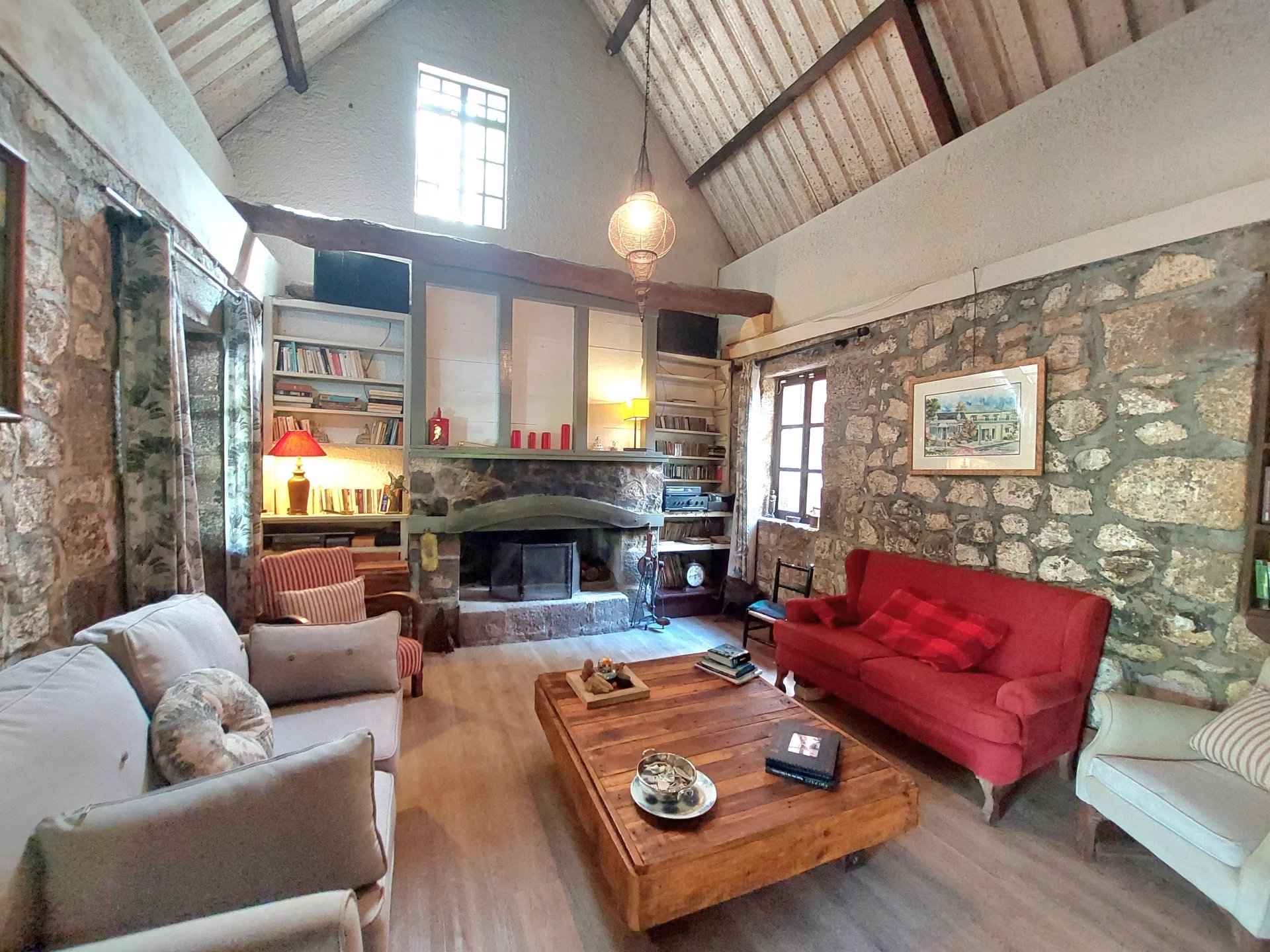 Ec544f22abc63e4ce8929973a4a5960a fba793d02d 1920 original - Attribut alt par défaut.