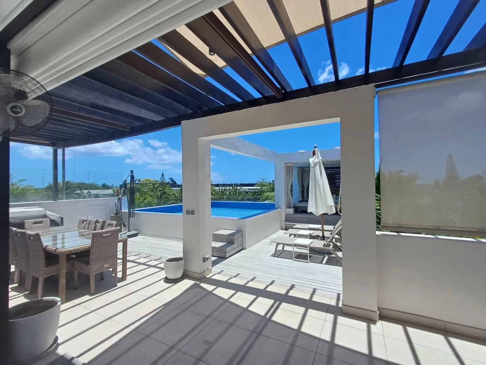 5d4ed1e39eb1f45a2cac6dcd9246cf35 9dd5ae3d6a 1600 original - Attribut alt par défaut.